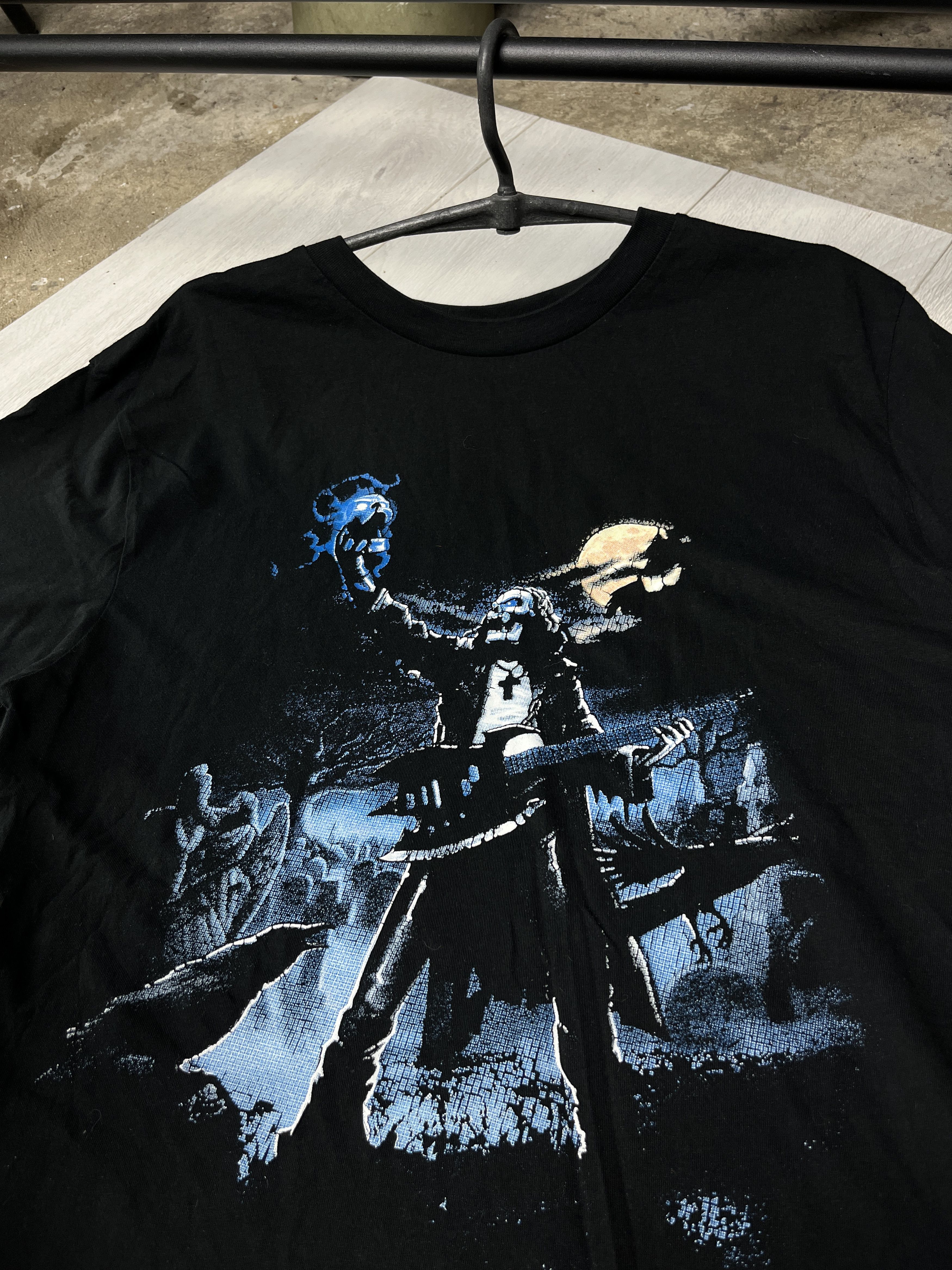 Vintage 2000s IRON MAIDEN "EDDIE" BLUE GRAPHIC TEE - № 879 Size US L / EU 52-54 / 3 - 3 Thumbnail