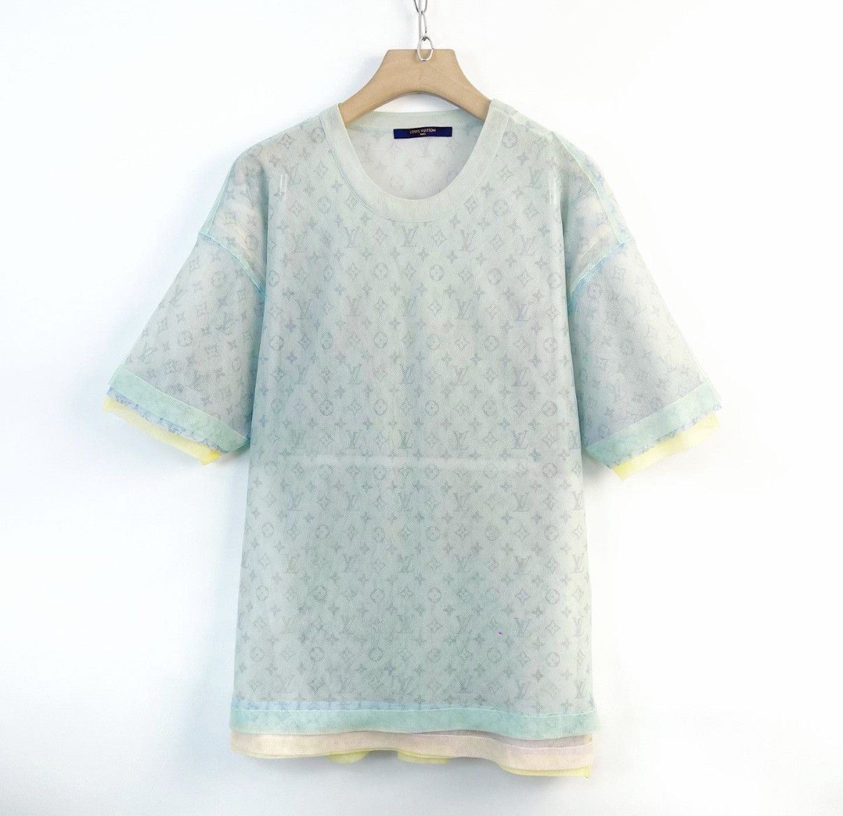 Louis Vuitton Louis Vuitton / LV Colorful Organza Print Short Sleeve K12 Size US L / EU 52-54 / 3 - 1 Thumbnail