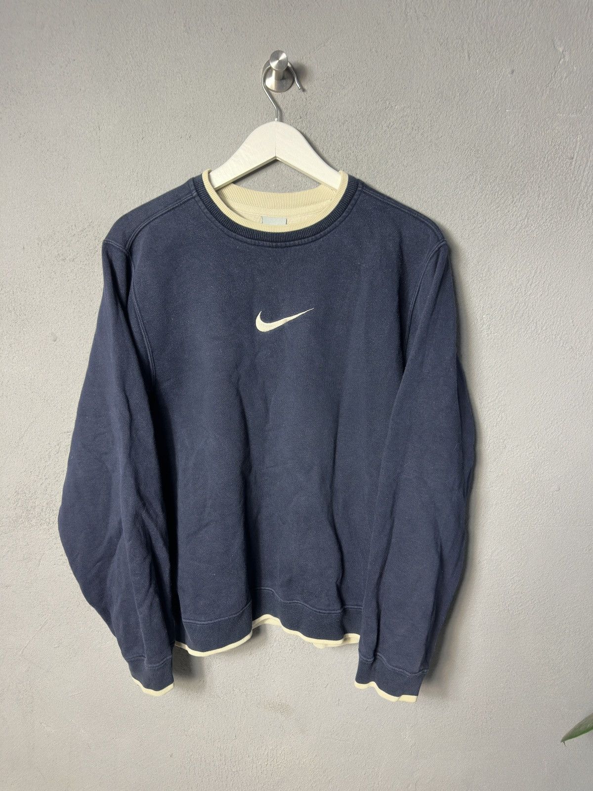 Nike Vintage Nike Center Swoosh Hoodie Sweater Y2K Size US S / EU 44-46 / 1 - 1 Thumbnail