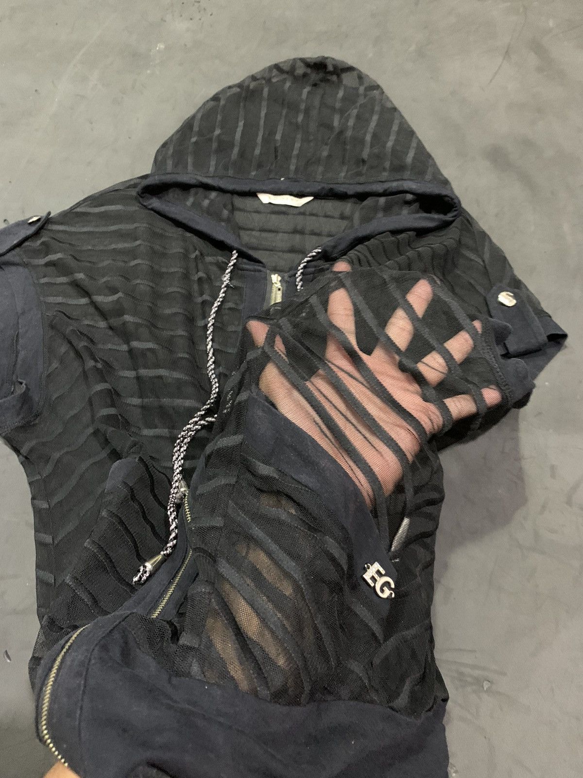 Beauty Beast × If Six Was Nine × KMRii 💸BINDINGOFFER💸Egoist mesh vest hoodie kmrii styled Size US M / EU 48-50 / 2 - 3 Thumbnail