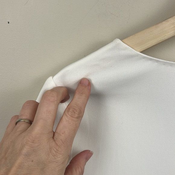 Jonathan Simkhai JONATHAN SIMKHAI ivory V neck satin pull over Size S / US 4 / IT 40 - 8 Thumbnail