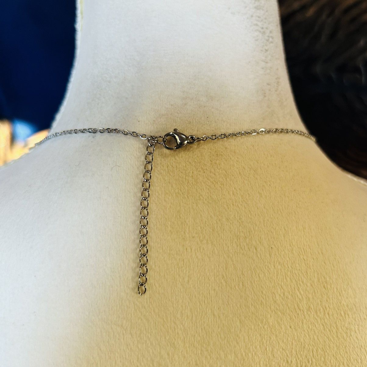 Handmade Handcrafted teardrop mother of pearl crystal accent necklace Size ONE SIZE - 4 Thumbnail