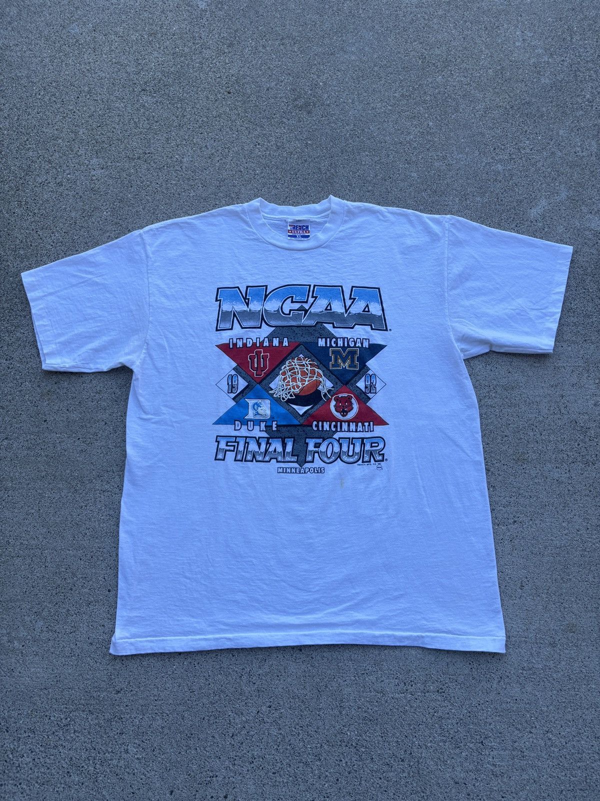 NCAA Vintage 1992 Trench NCAA Final Four Tournament T-Shirt Sz XL Size US XL / EU 56 / 4 - 1 Thumbnail