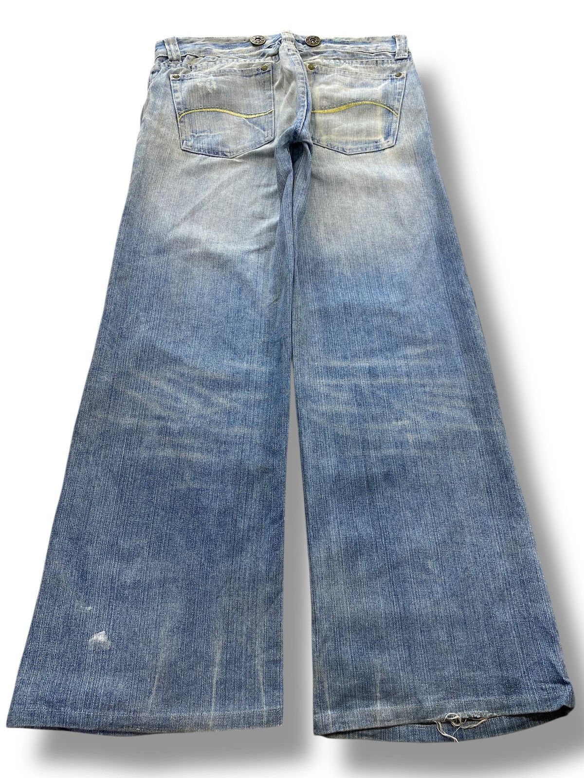Japanese Brand Japanese Brand Faded Blue Wash Style Flare Jeans Size US 32 / EU 48 - 3 Thumbnail