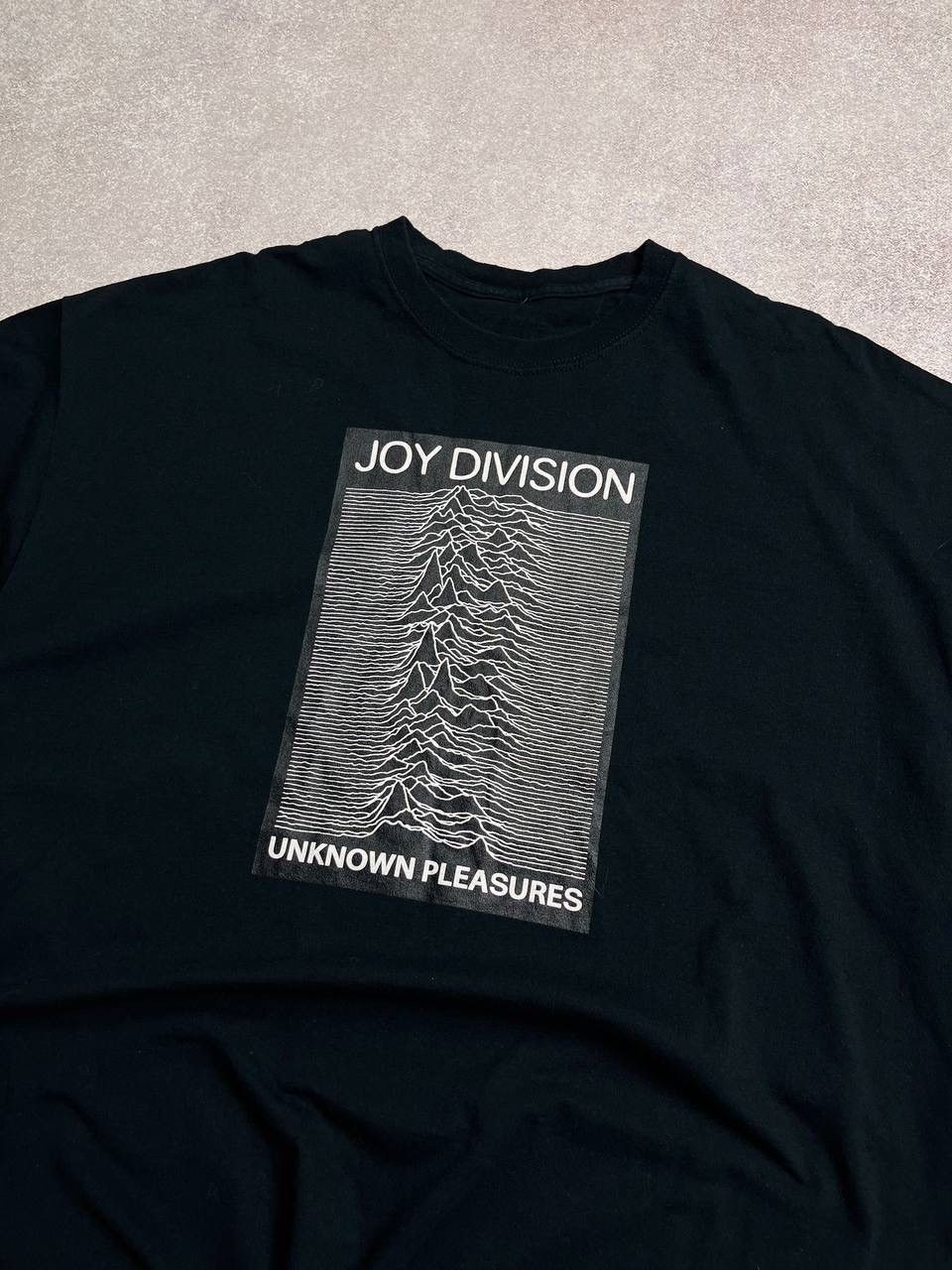 Band Tees × Joy Division × Vintage Vintage Joy Division Unknown Pleasures Boxy T-shirt XL Size US XL / EU 56 / 4 - 3 Thumbnail