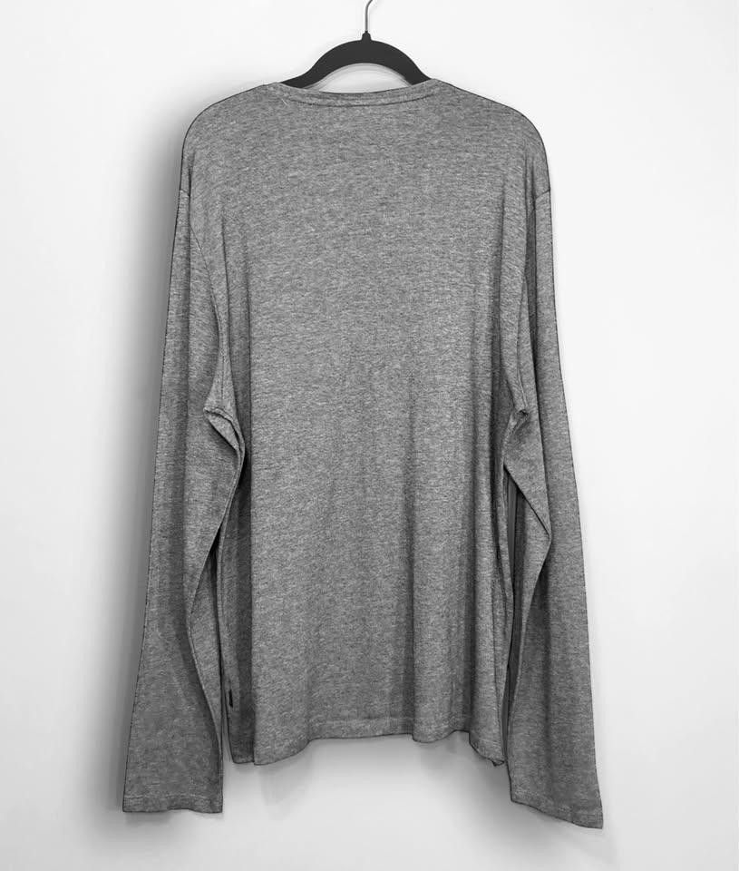 Calvin Klein Calvin Klein Liquid Touch Long Sleeve V-Neck Shirt - XL Size XL / US 12-14 / IT 48-50 - 2 Thumbnail