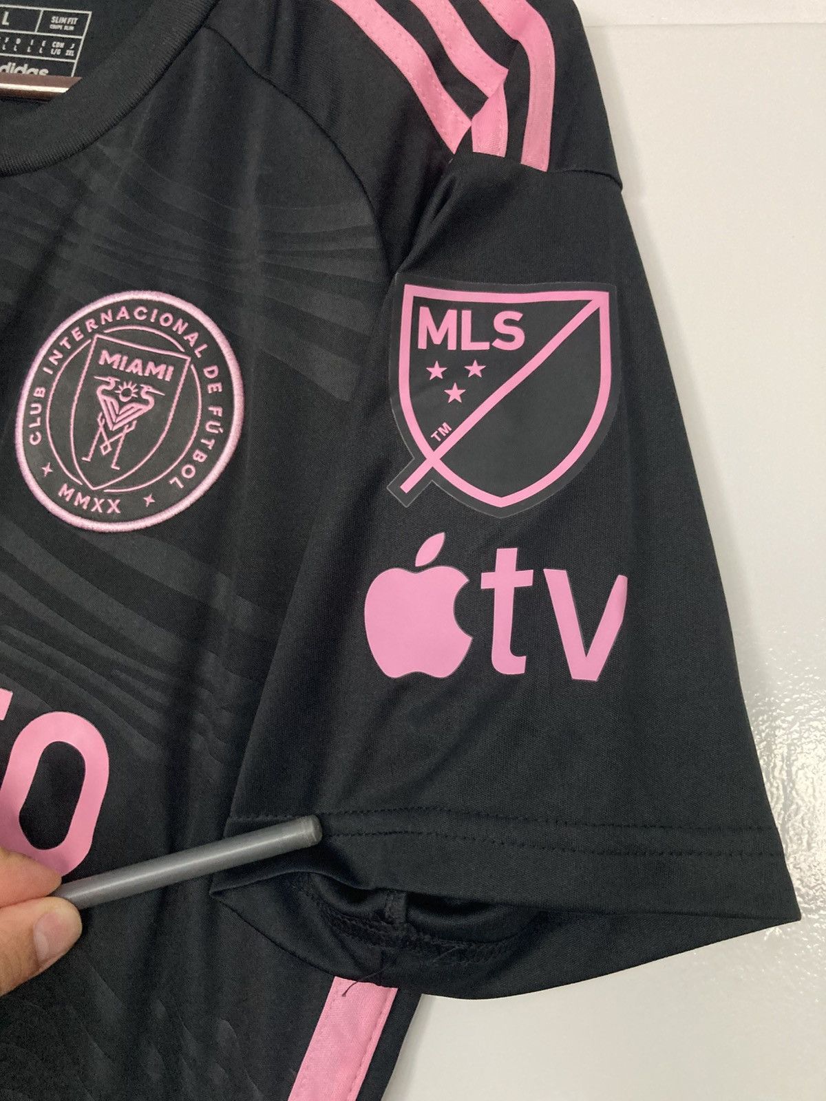 Adidas ADIDAS INTER MIAMI CF LIONEL MESSI 10 JERSEY 2023 MLS SOCCER Size US L / EU 52-54 / 3 - 8 Thumbnail