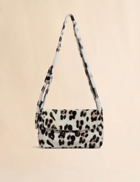 Marni o1w1db10326 Size: OS/Animal Print Shoulder Bag in White Size ONE SIZE - 1 Thumbnail