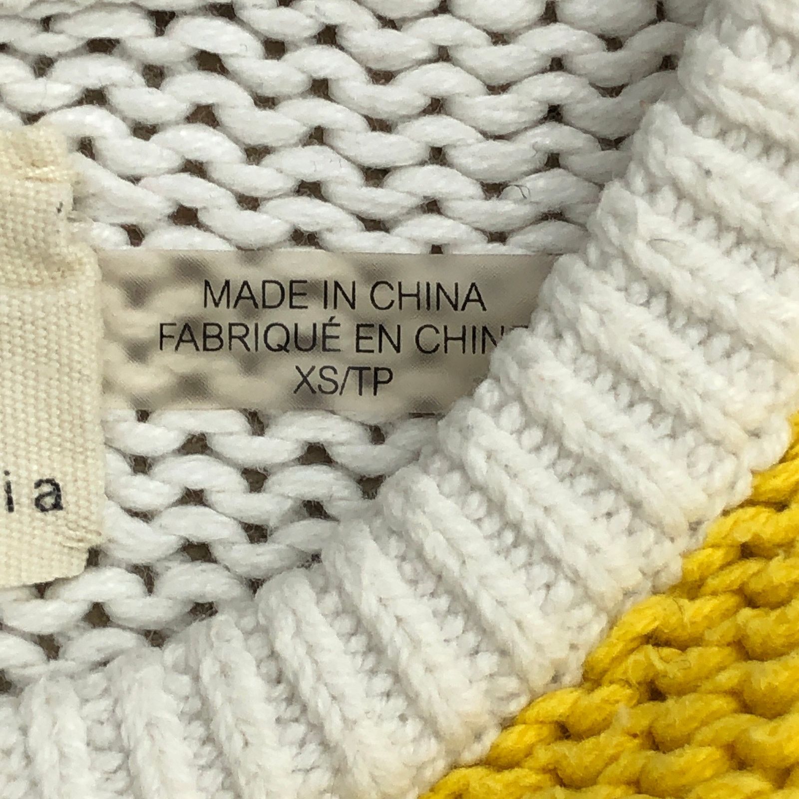 Alice + Olivia Alice + Olivia x The Beatles "Here Comes The Sun" Sweater XS Size XS / US 0-2 / IT 36-38 - 13 Thumbnail