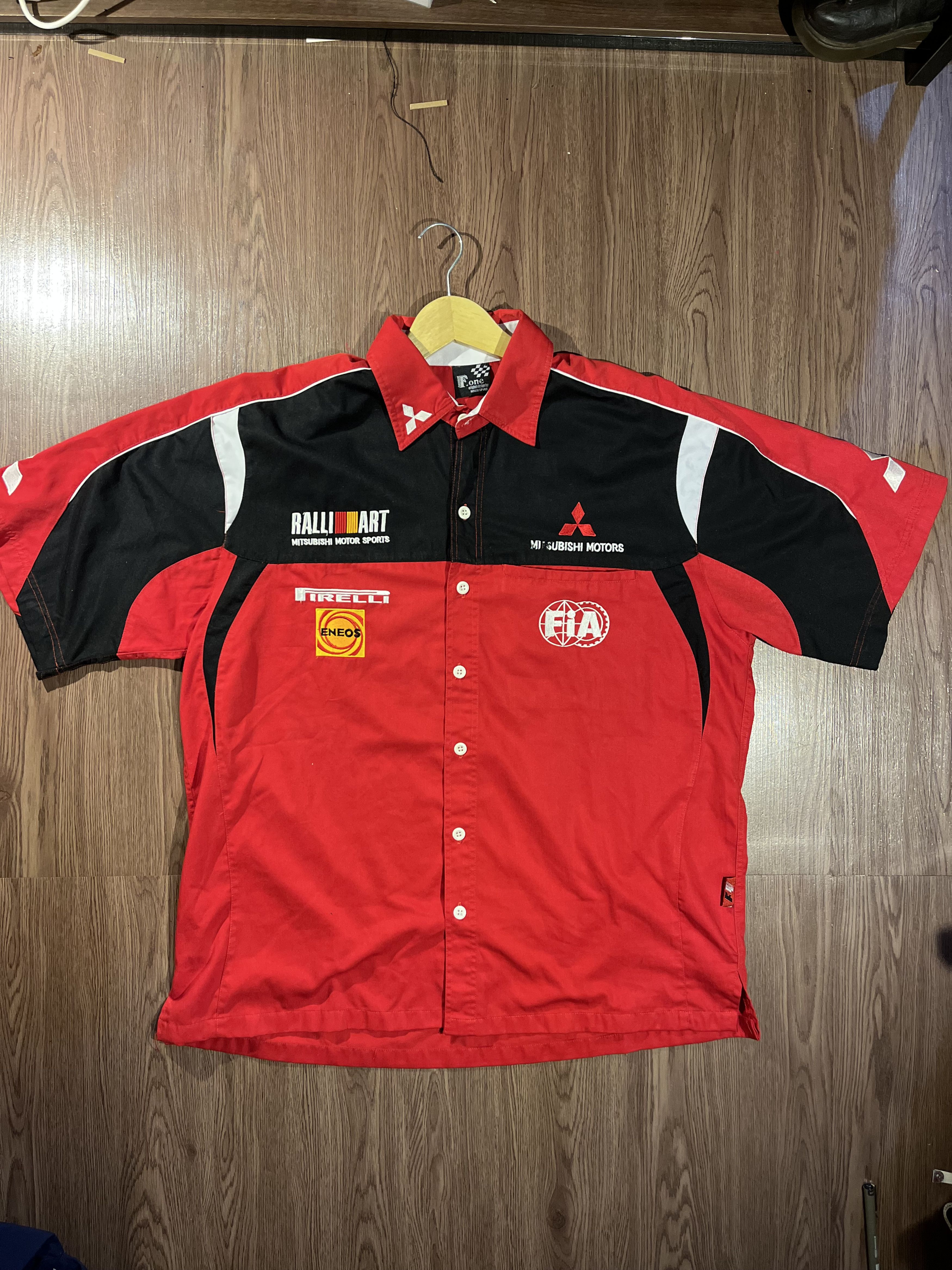 Formula 1 Mitsubishi Rallyart Rally Team Workshirt Size US XL / EU 56 / 4 - 2 Thumbnail