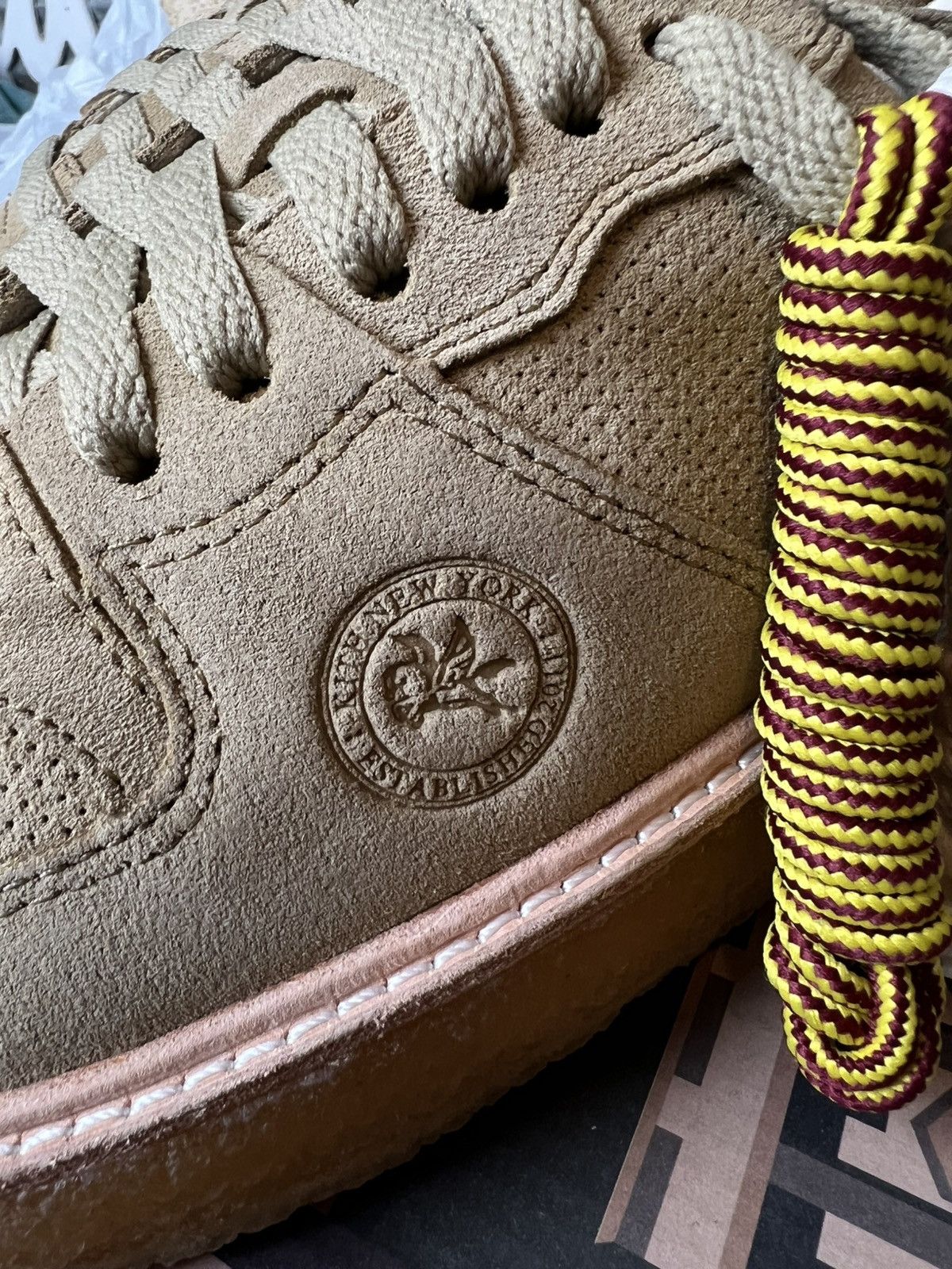 Clarks × Kith Kith x Clarks Sanford Maple US6 Size US 6 / EU 39 - 4 Thumbnail