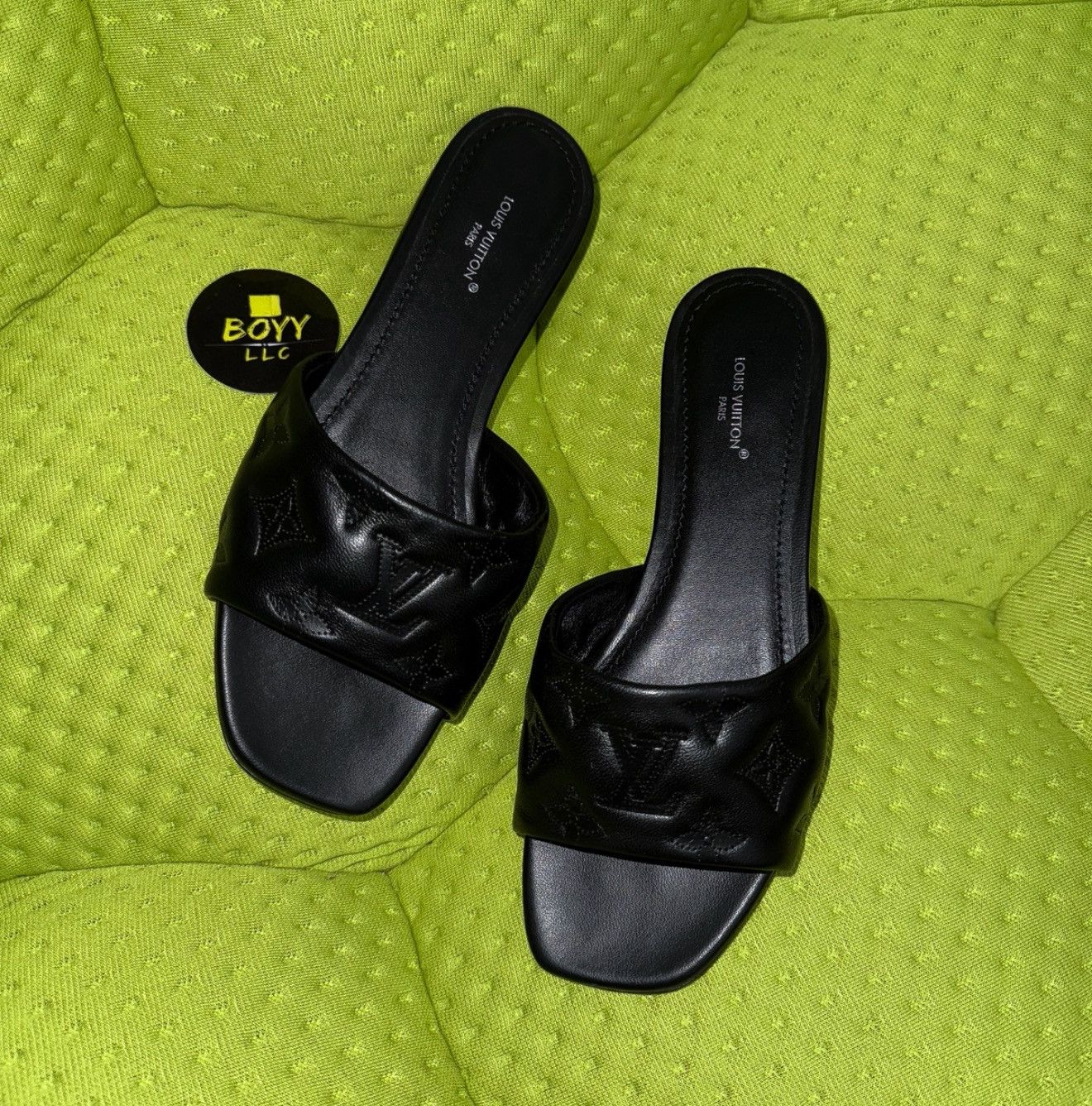 Louis Vuitton Louis Vuitton revival monogram sandals Size US 7 / IT 37 - 1 Thumbnail