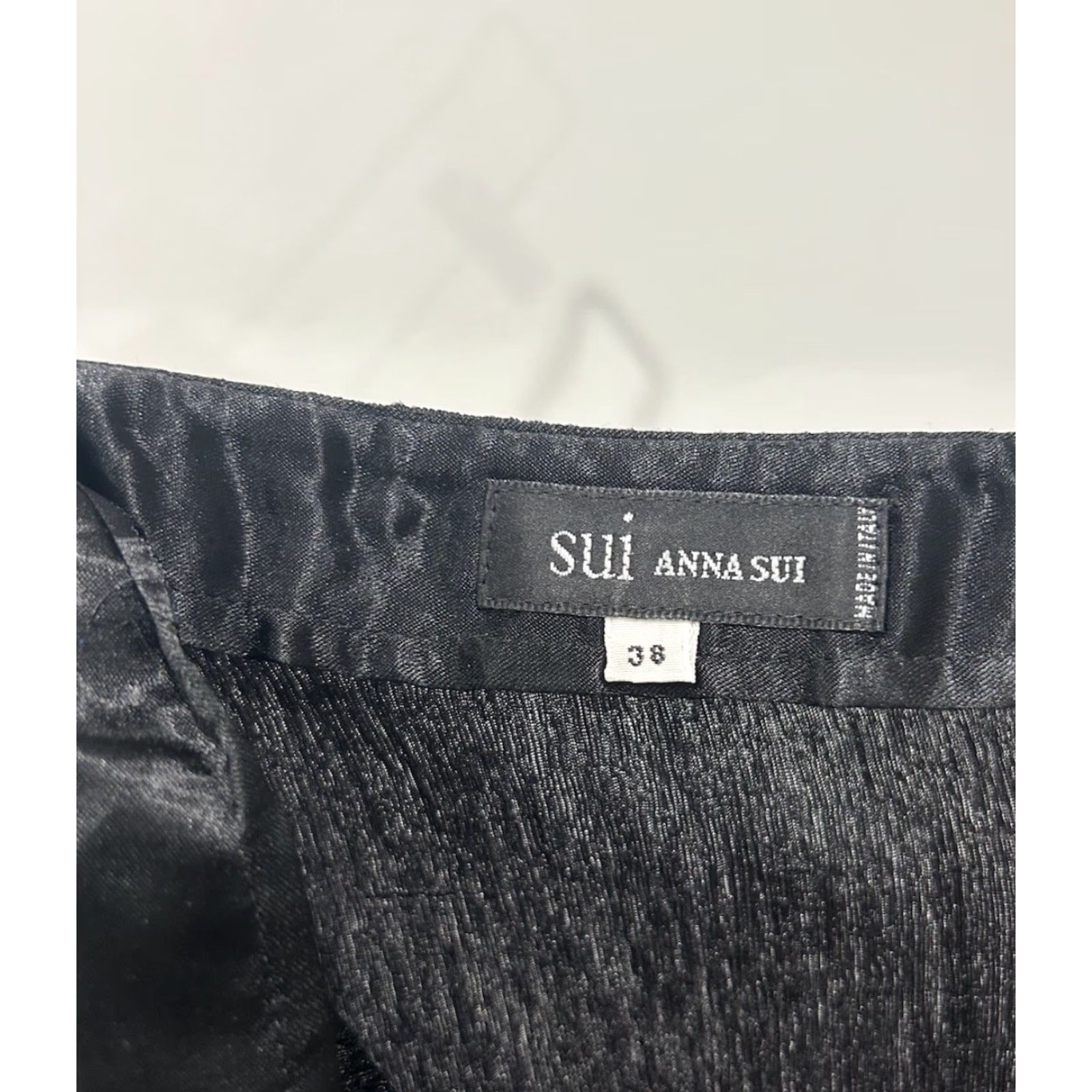 Anna Sui VINTAGE Women’s Sui By Anna Sui Italia Black Cotton Business Casual Pencil Skirt Size 38 Size 28" / US 6 / IT 42 - 7 Thumbnail