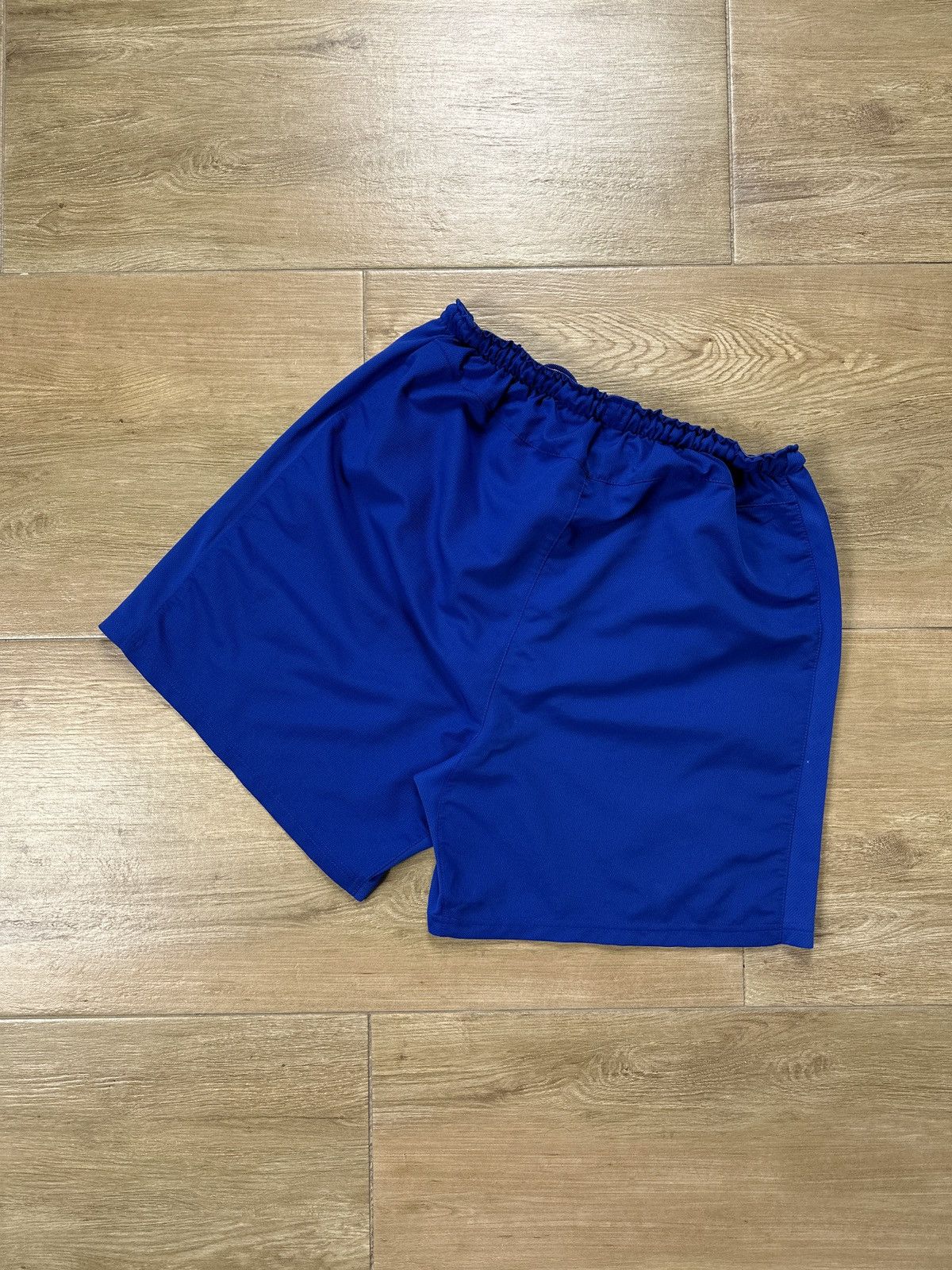 Nike × Vintage Vintage Y2K Nike Manchester United Soccer Shorts Size US 32 / EU 48 - 6 Thumbnail