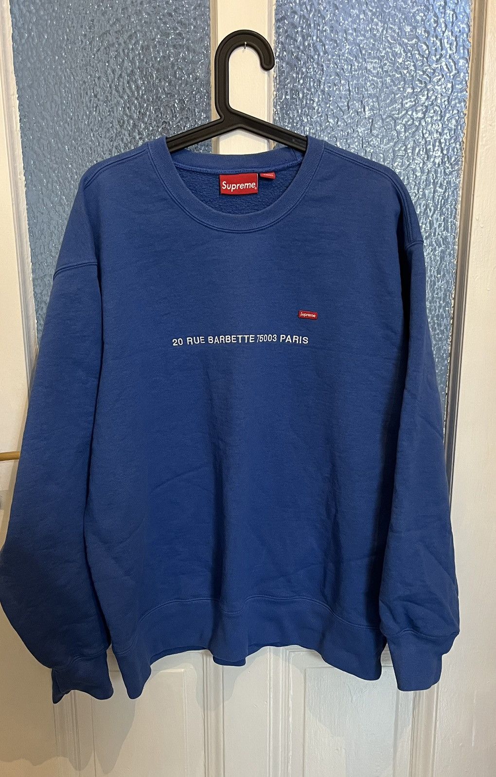 Supreme small box crewneck (paris shop exclusive)