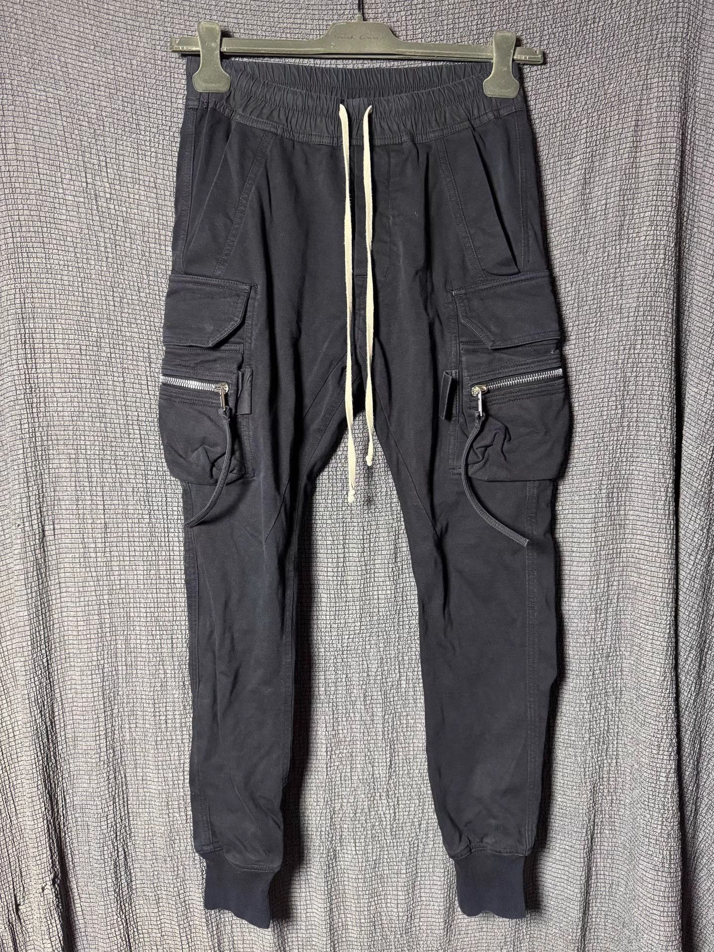 Rick Owens Rick Owens 18FW mainline multi-pocket drawstring joggers Size US 32 / EU 48 - 1 Thumbnail