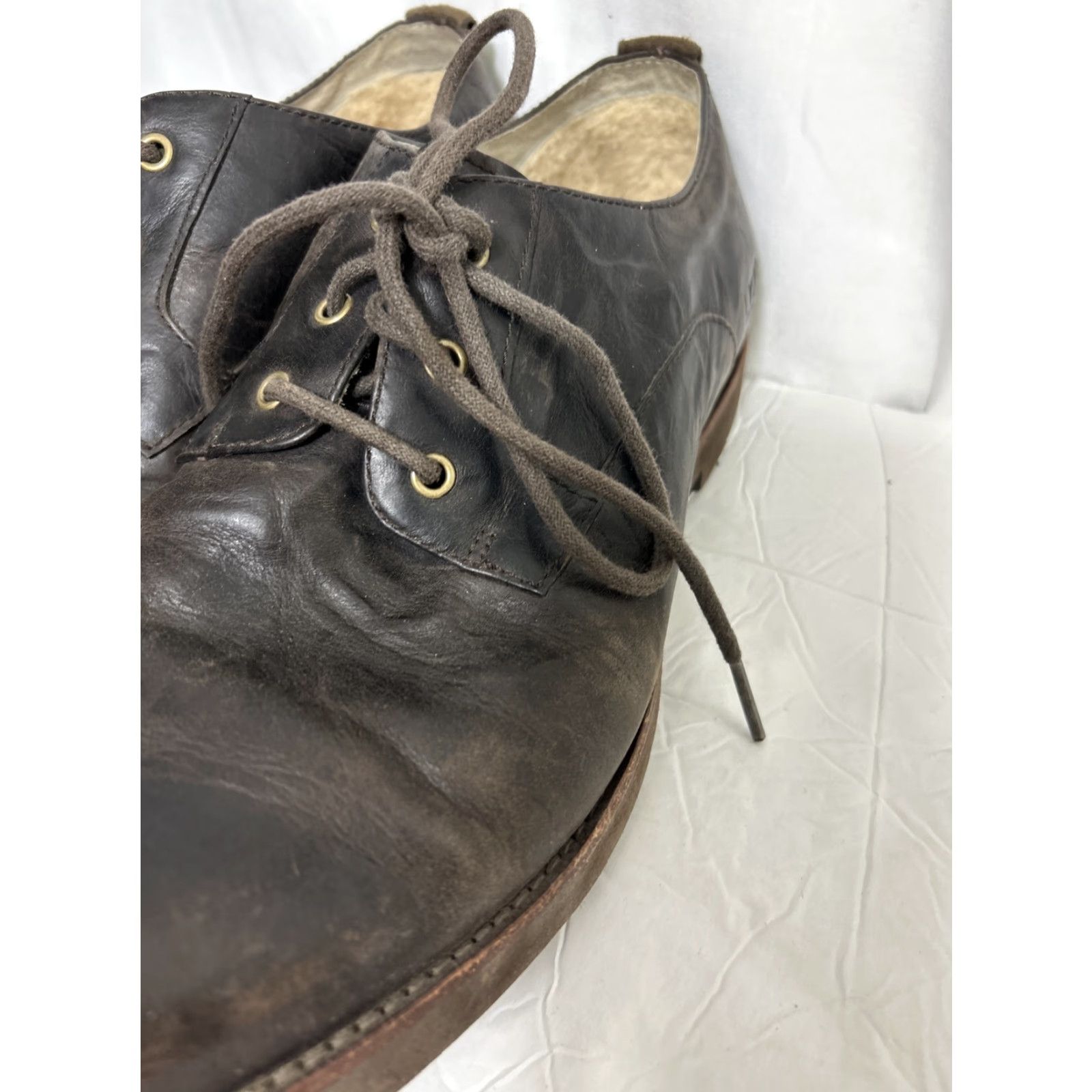 Ugg UGG Australia Klayton Casual Oxford Leather Men’s 11/12 Brown Sheepskin Liner Dress Shoe Mens Size 11 USA Leather Outsole Vintage: No Size US 12 / EU 45 - 7 Thumbnail