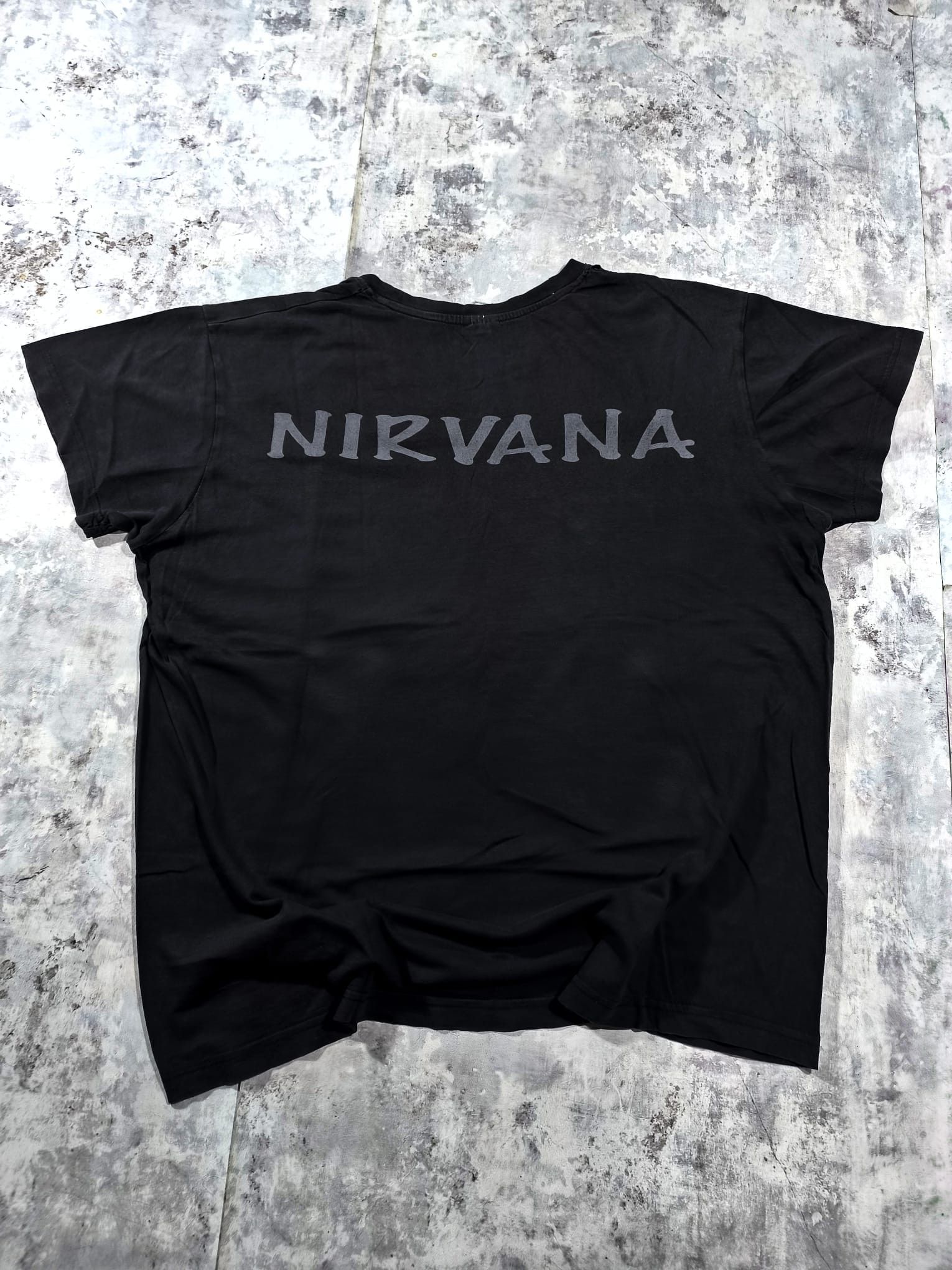 vtg 00s 90s nirvana kurt cobain shirt