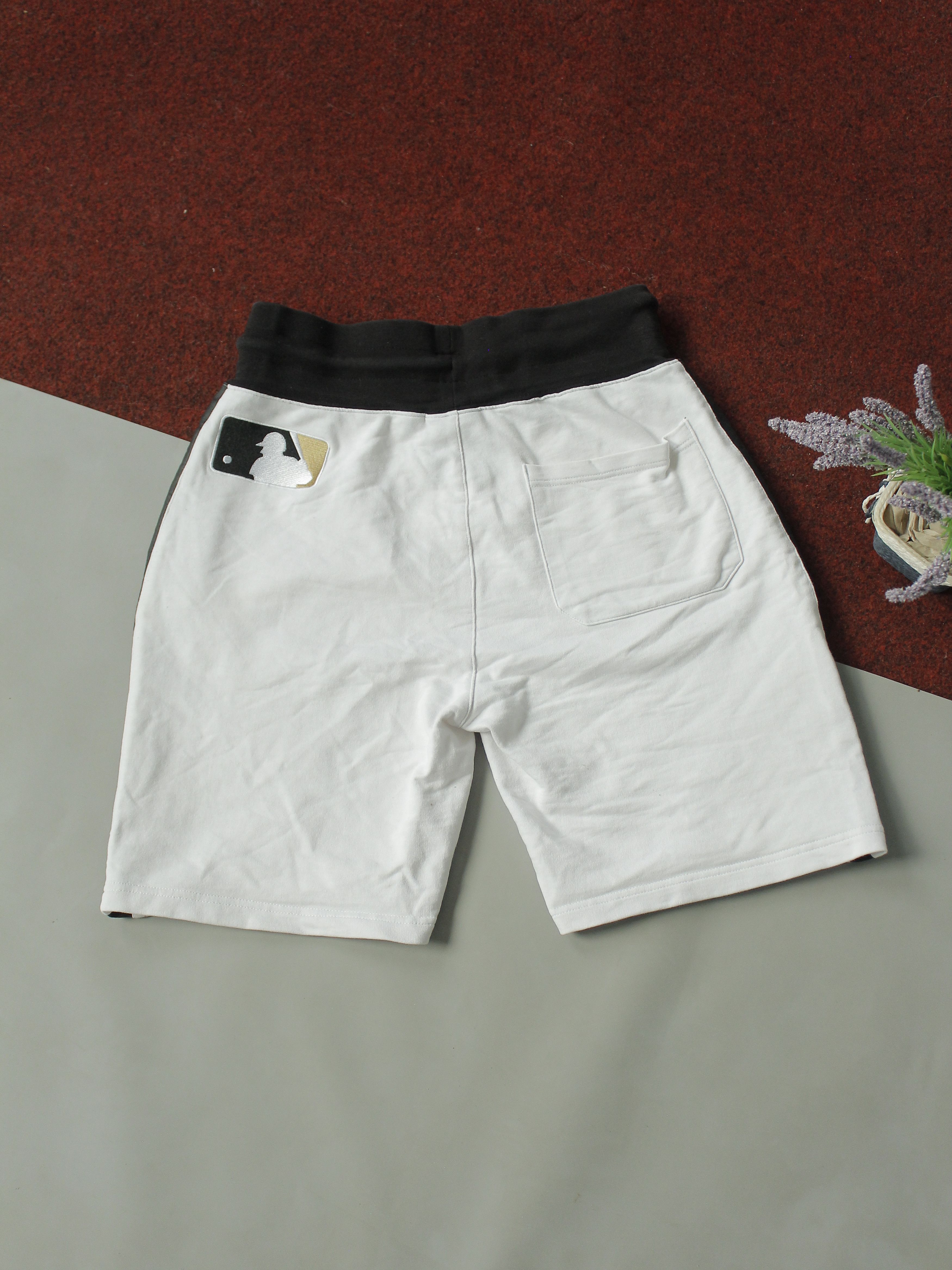 New York Yankees × Vintage Cooperstown majestic athletic shorts y2k drip 90s 00s Size US 32 / EU 48 - 5 Thumbnail