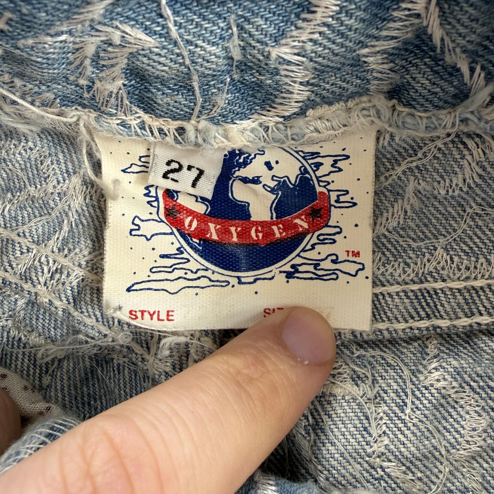Other Vintage Oxygen Floral Embroidered Jeans Womens 25 Y2K Blue Size 25" / US 0 / IT 36 - 5 Thumbnail