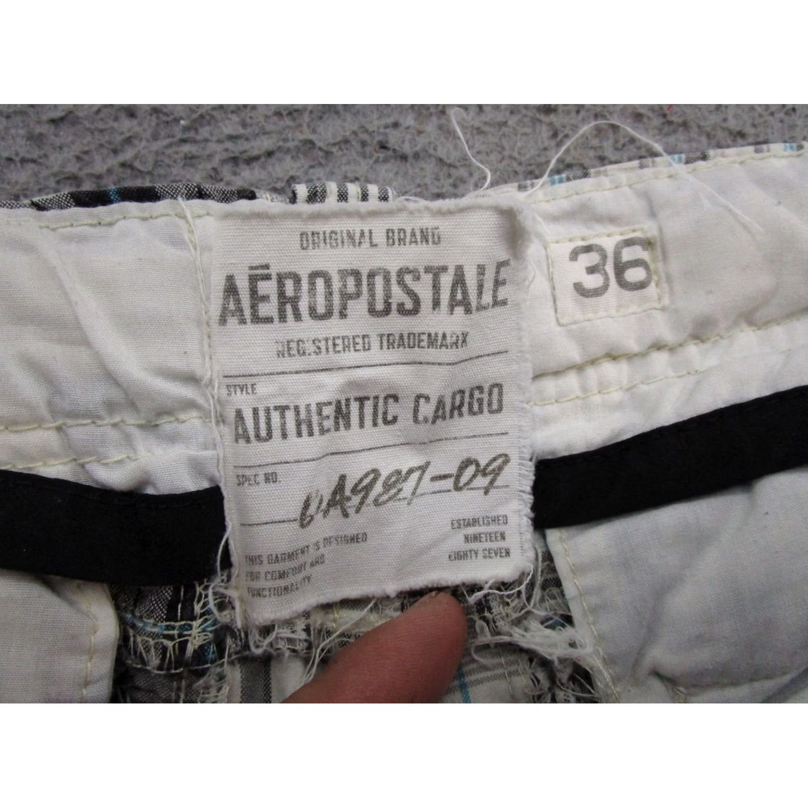 Vintage VINTAGE Aeropostale Cargo Shorts Size 36 Men's Patchwork Baggy Fit Skater Size US 36 / EU 52 - 3 Thumbnail