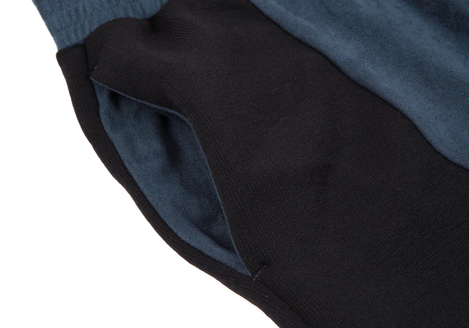Maison Margiela Nylon Bicolor Ribbed Pants in Navy and Black, Size S Size US 30 / EU 46 - 4 Thumbnail