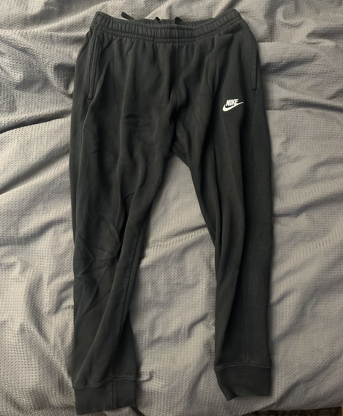 Nike Nike Sportswear Club Fleece Sweatpants Size US 32 / EU 48 - 1 Thumbnail