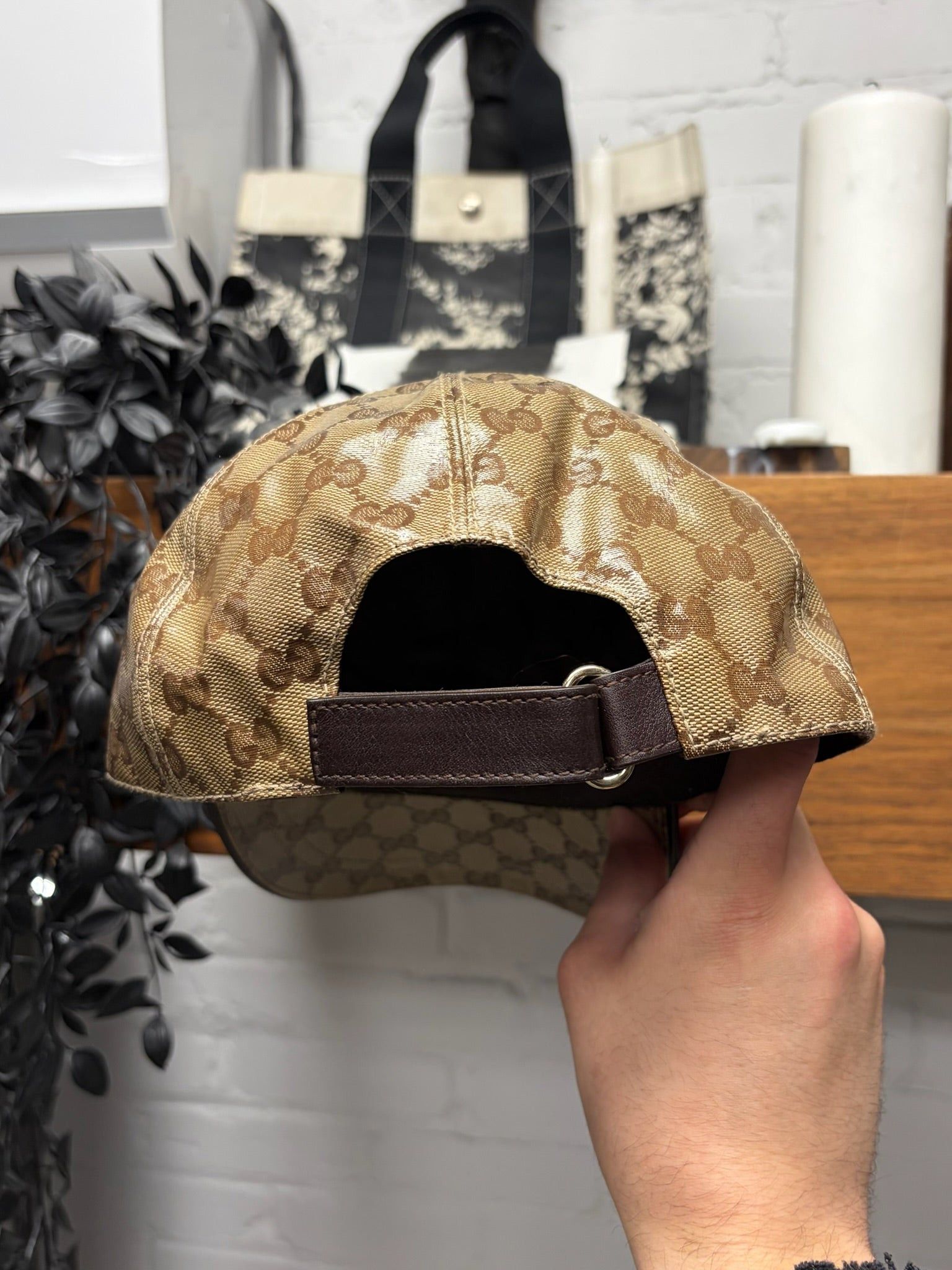Gucci Gucci Coated Brown Canvas Leather Strap-Back Baseball Cap Size ONE SIZE - 4 Thumbnail