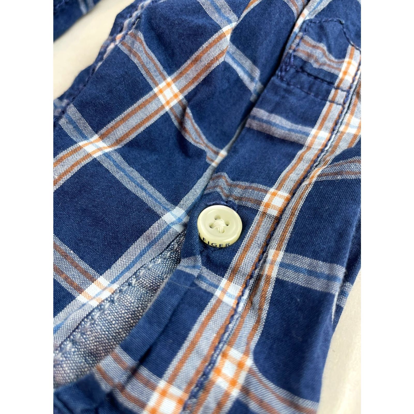 Tommy Hilfiger Tommy Hilfiger Shirt Men's Size S Navy Blue Orange Plaid Custom Fit Button Up Size US S / EU 44-46 / 1 - 4 Thumbnail