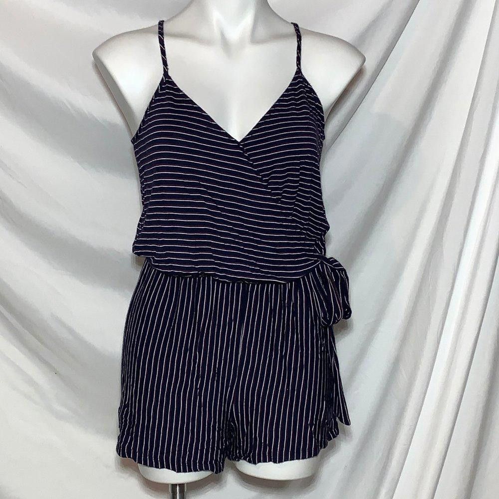 Designer Mossimo Navy Red White Striped Romper, Side Tie, S Size 28" / US 6 / IT 42 - 1 Thumbnail