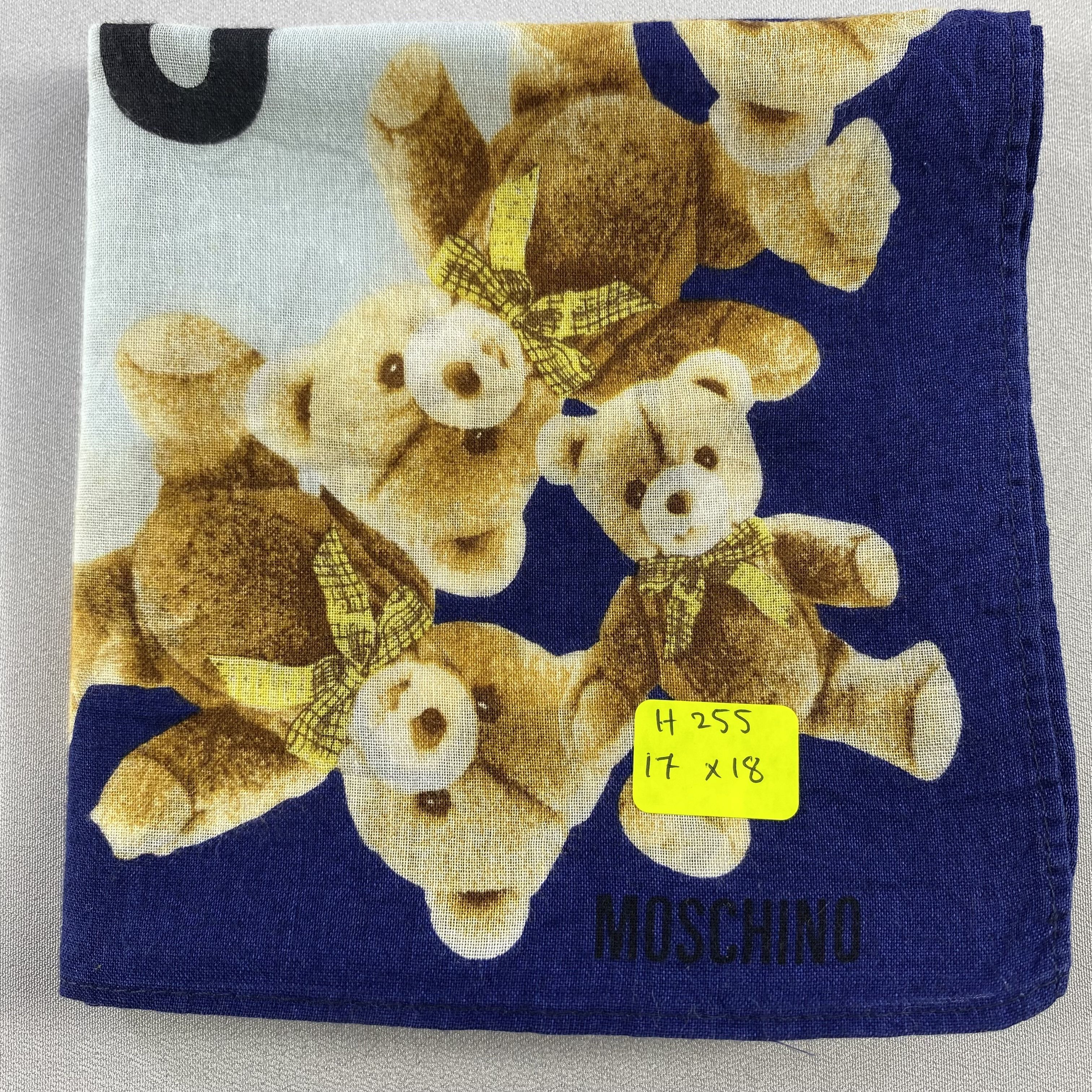 Vintage Moschino Bandana/ Handkerchief / Neckerchief Size ONE SIZE - 7 Thumbnail