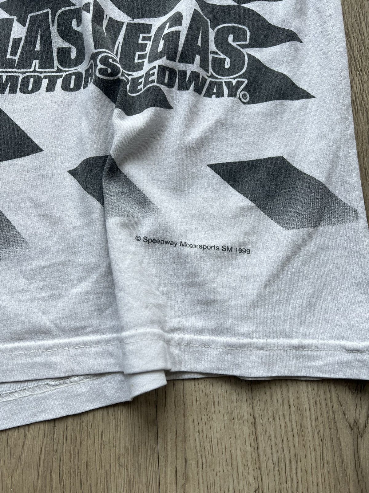 Vintage Las Vegas Speedway single stitch tshirt Size US L / EU 52-54 / 3 - 4 Thumbnail