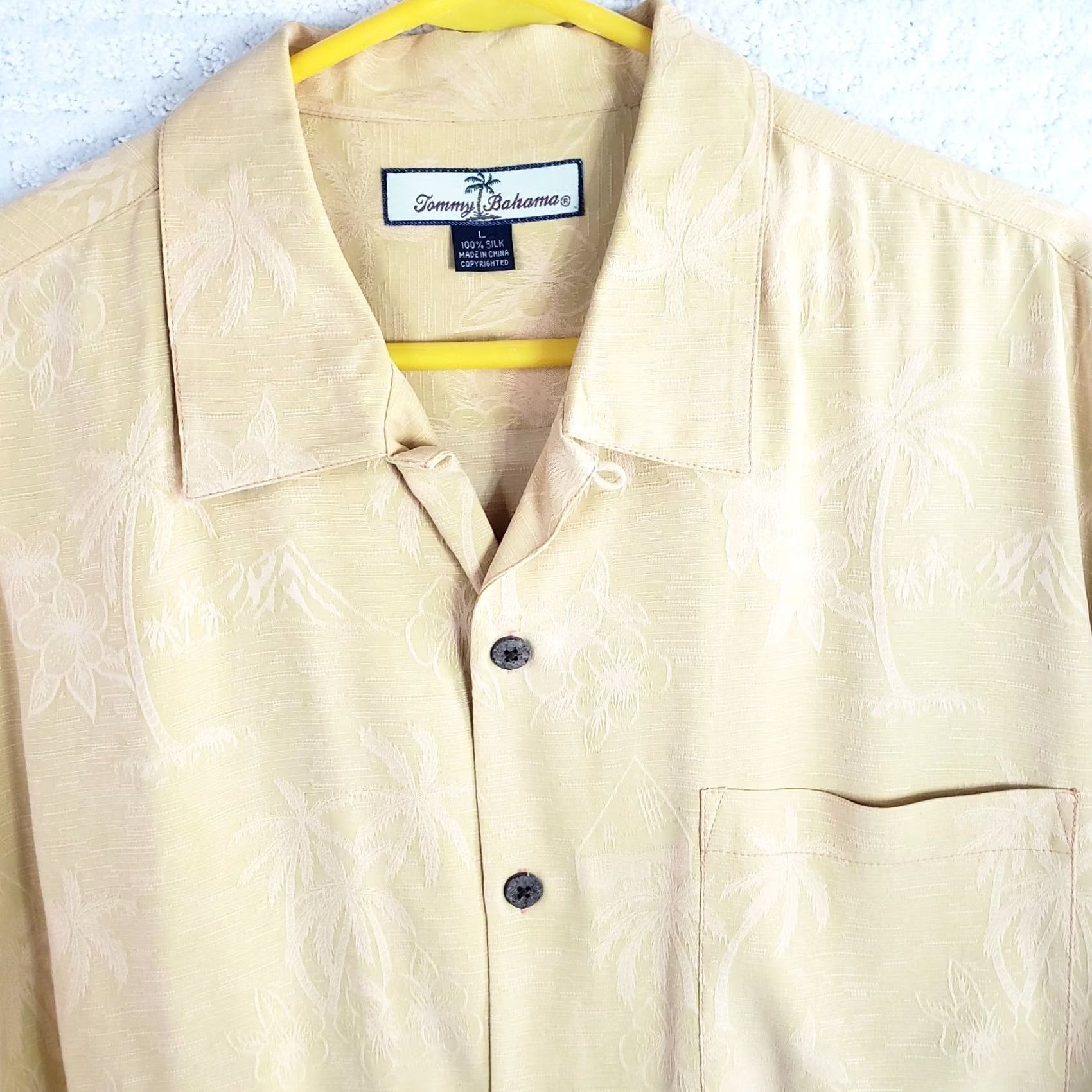 Tommy Bahama VINTAGE Tommy Bahama Shirt L Cantalope Silk Hawaiian Floral Golf Tropical Men's Size US L / EU 52-54 / 3 - 3 Thumbnail