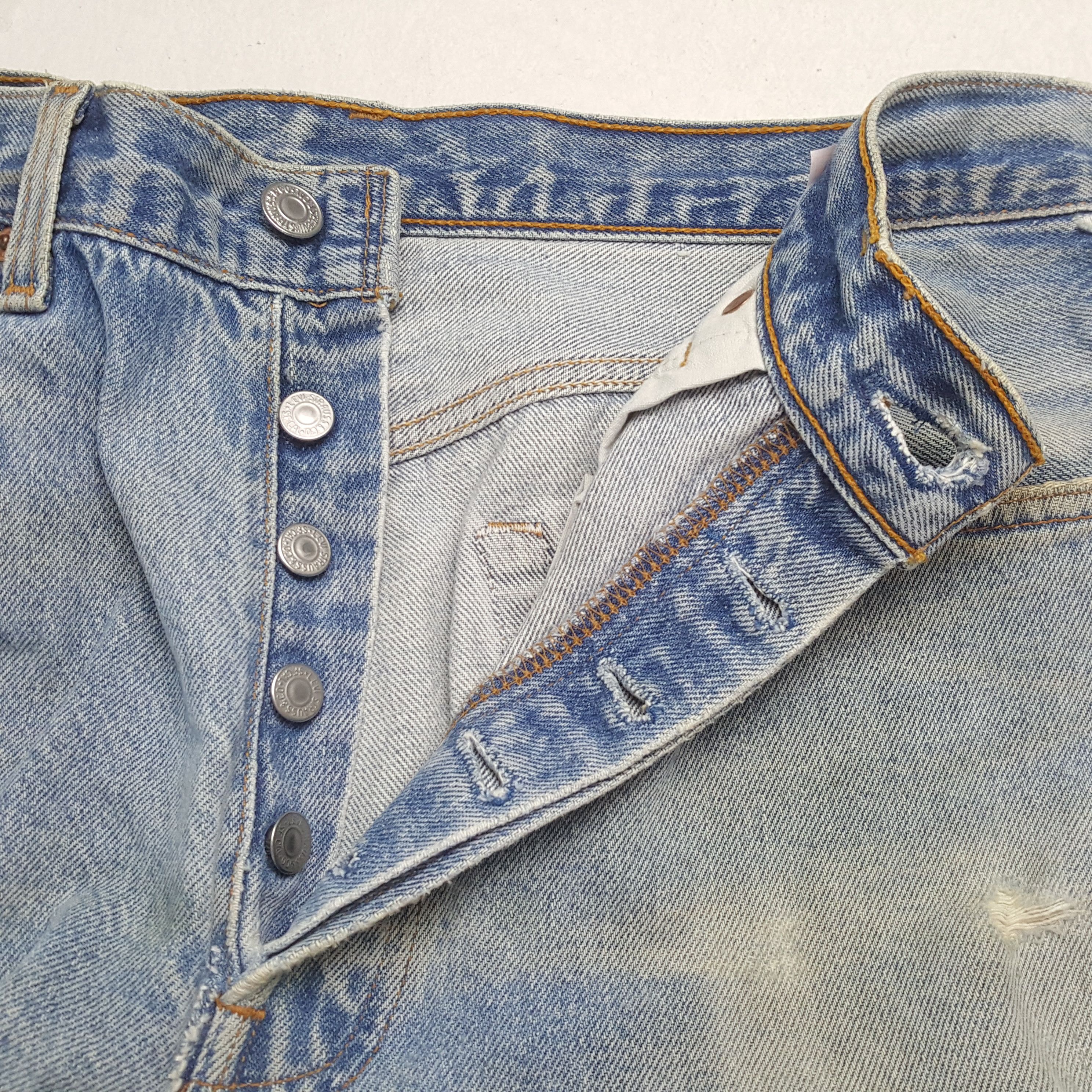 Levi's × Vintage LEVI'S 501 Daily Streetwear Style Distressed Jeans Size US 31 - 12 Thumbnail