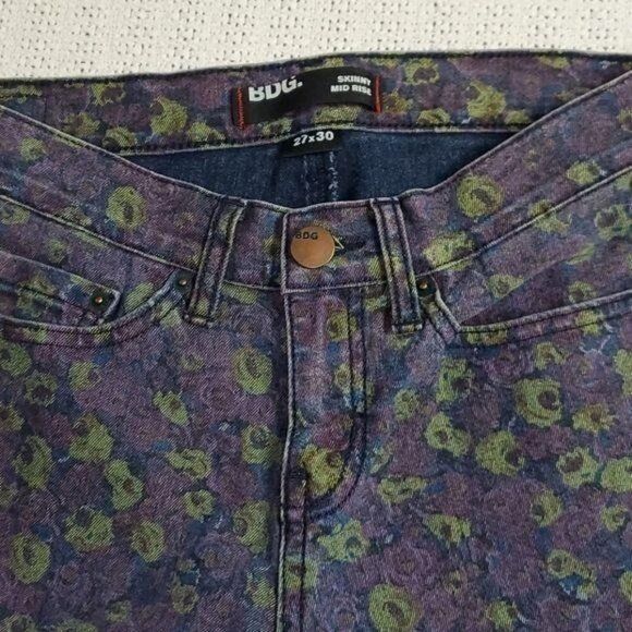Bdg BDG Skinny Mid Rise Sz. 27 x 30 Colorful Floral Blue Jeans w Size 27" / US 4 / IT 40 - 5 Thumbnail