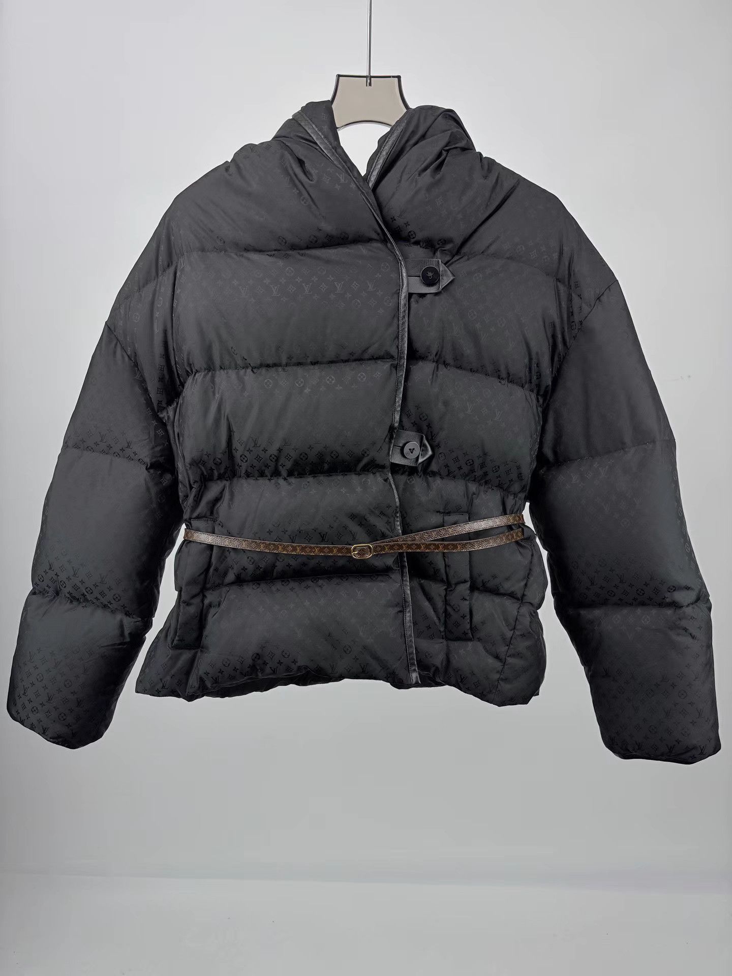 Louis Vuitton LOUIS VUITTON Monogram Full Logo Down Jacket Size US XXS / EU 40 - 1 Thumbnail