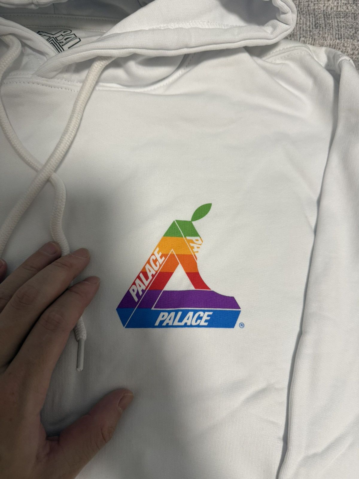 Palace Palace jobsworth hood white Large Size US L / EU 52-54 / 3 - 3 Thumbnail