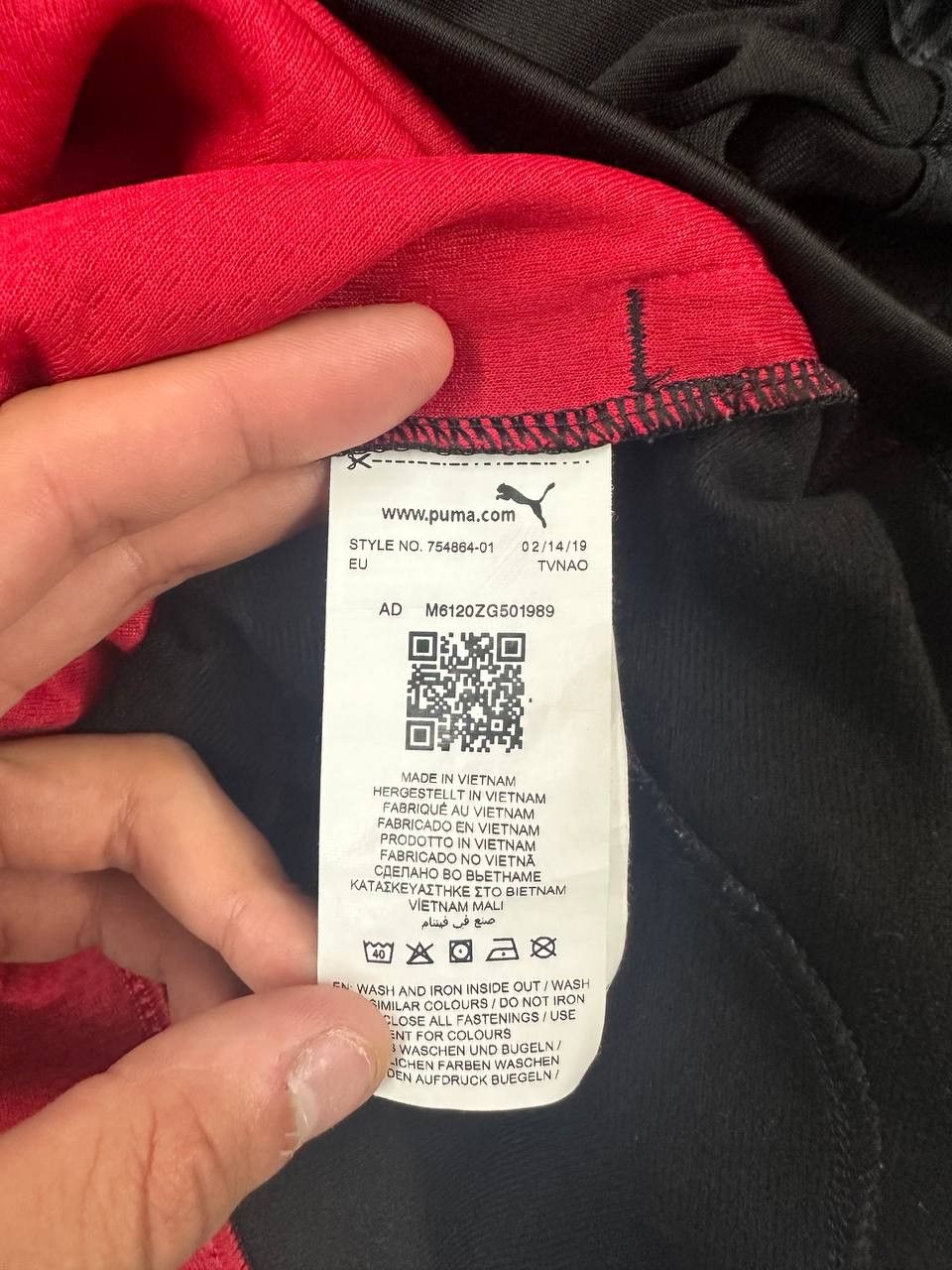 Other AC MILAN PUMA SOCCER SWEATSHIRT Size US M / EU 48-50 / 2 - 4 Thumbnail