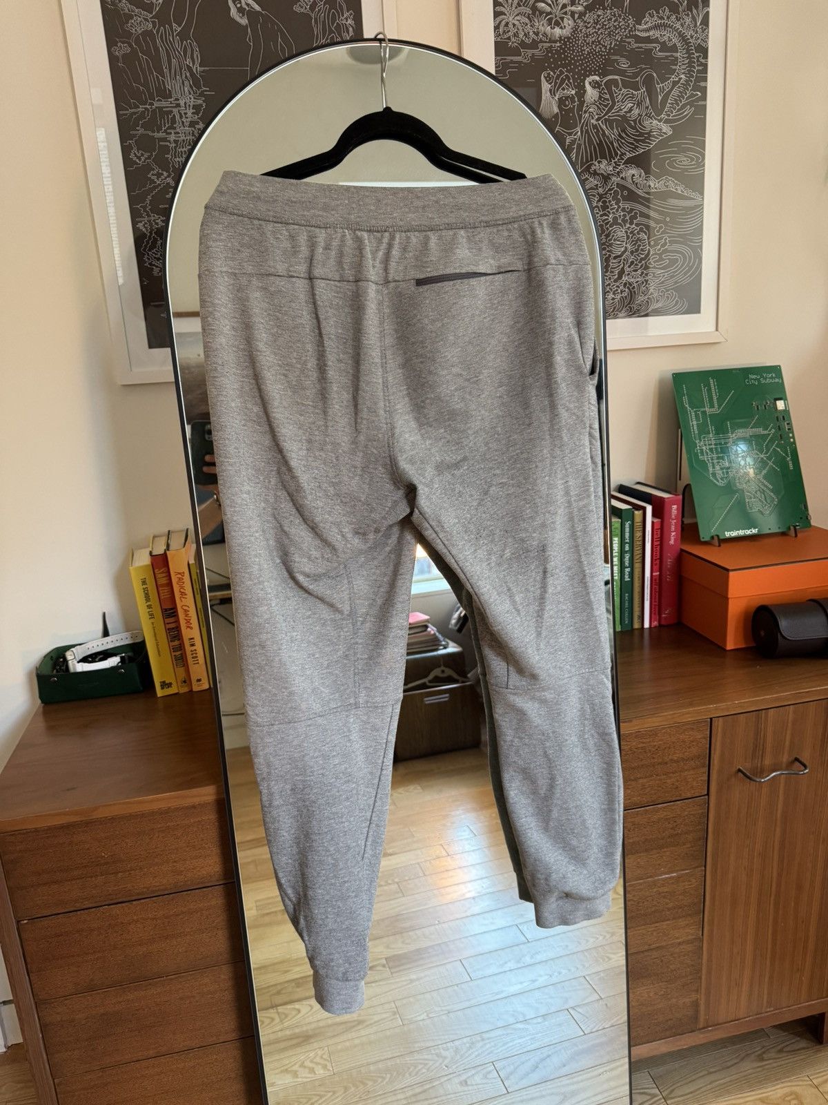 Lululemon Lululemon sweatpants Size US 32 / EU 48 - 4 Thumbnail
