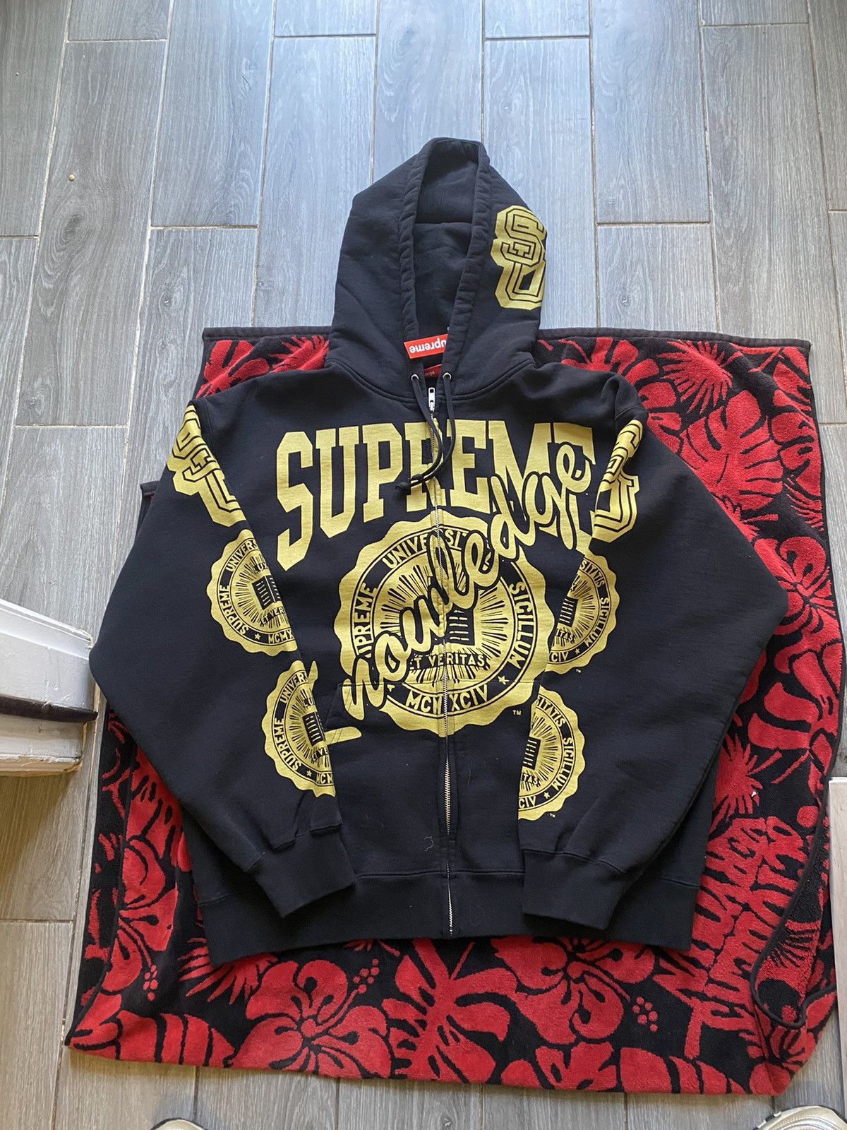 Supreme Supreme Skulls Zip Up Hooded Sweatshirt | Grailed