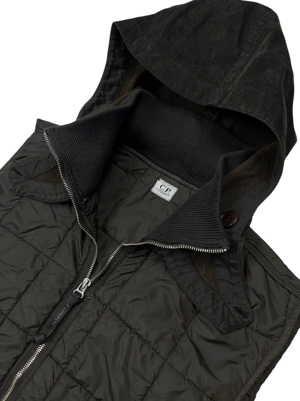 C.P. Company Vintage C.P. Company Quilted Hooded Vest Liner Full Zip Size US XL / EU 56 / 4 - 4 Thumbnail