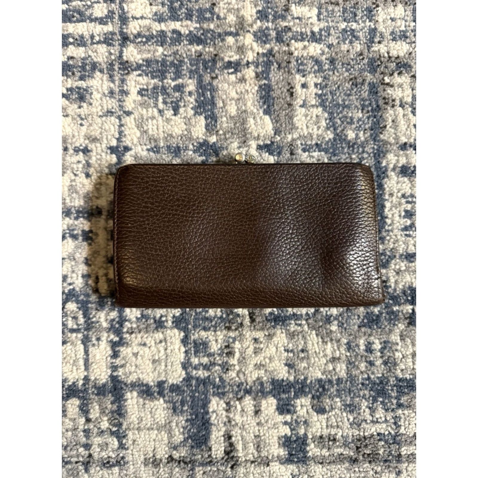 Bally VINTAGE Bally Wallet Women 80s 90s Designer Tan Full Grain Pebble Leather Kisslock Snap 7.25x4 in Italy Size ONE SIZE - 4 Thumbnail