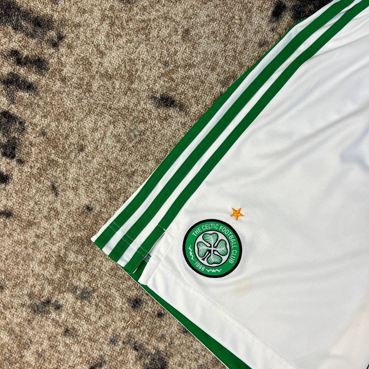 Adidas Adidas Celtics Vintage Soccer Jersey Shorts Sportswear Y2K Size US 32 / EU 48 - 4 Thumbnail