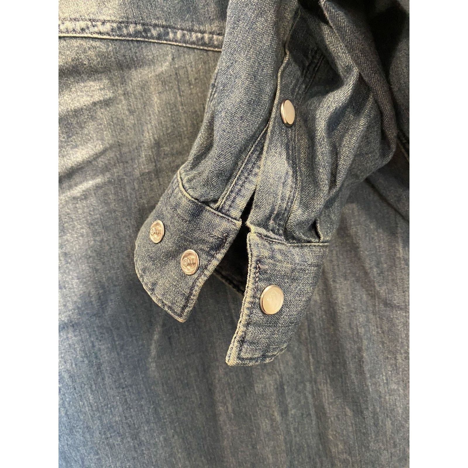 Express Express Denim Botton Up Medium NWT Size US M / EU 48-50 / 2 - 14 Thumbnail