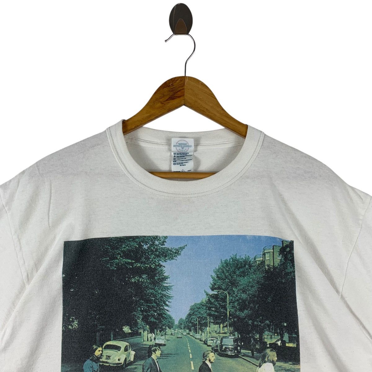 Band Tees Vintage y2k THE BEATLES Abbey Road band tees Size US L / EU 52-54 / 3 - 2 Thumbnail