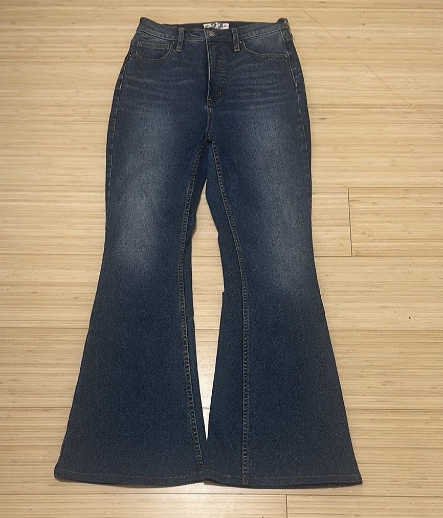 Free People NWOT CRVY Robyn High-Rise Flare Jeans Size 27" / US 4 / IT 40 - 6 Thumbnail