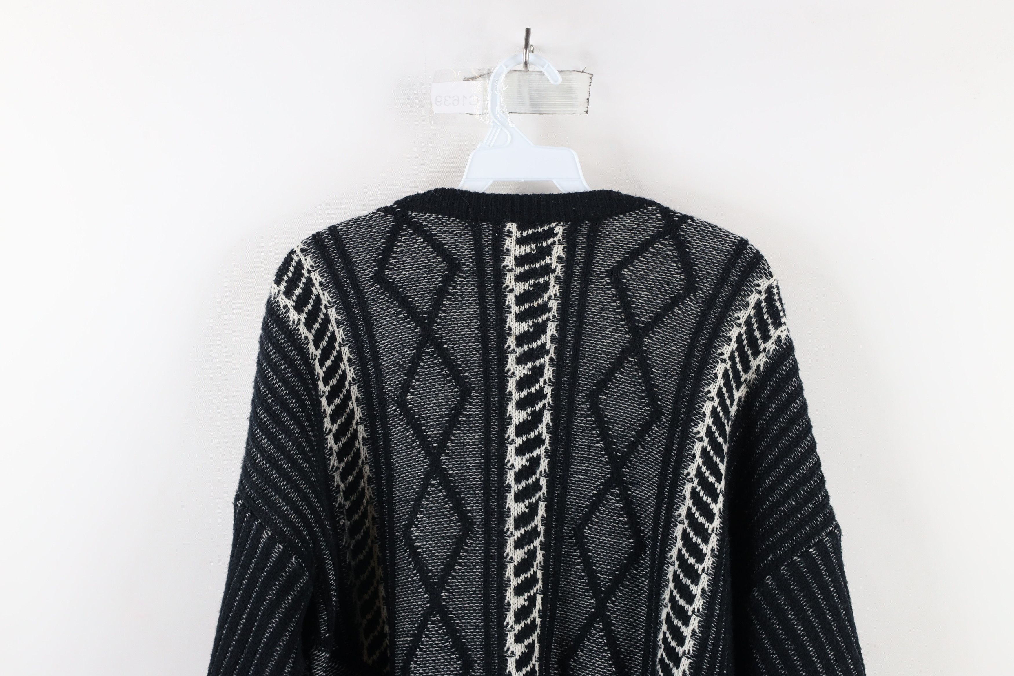 Vintage Vintage 90s Coogi Style Knit Cosby Cardigan Sweater Acrylic Size US L / EU 52-54 / 3 - 9 Thumbnail