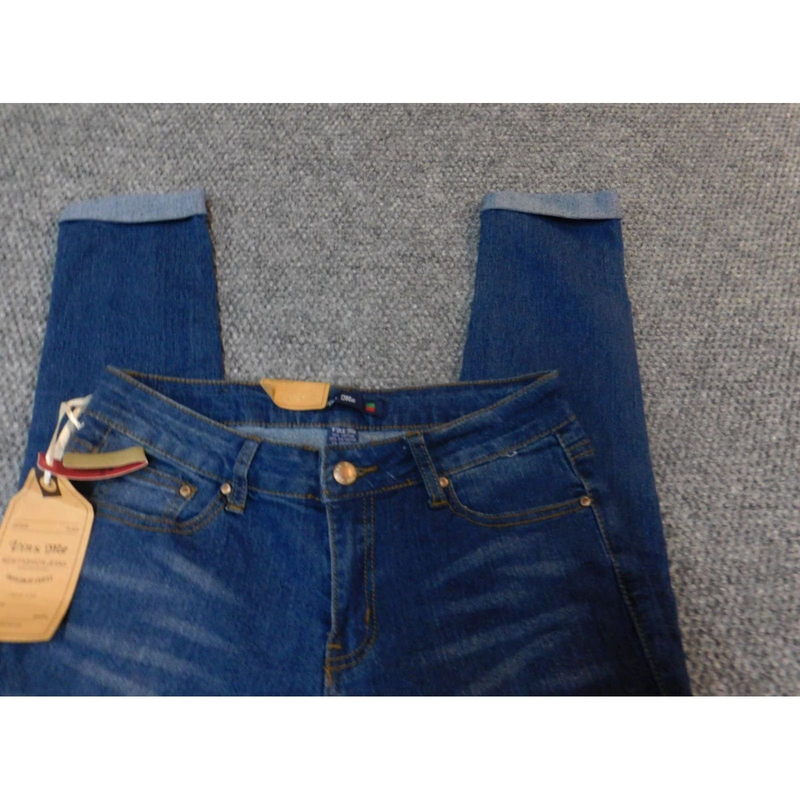 Denime Vins Me Jeans Women 9 Blue Straight Cuffed Denim Zip Zipper Regular Inseam 25 Classic Color: Blue Pattern: Solid Size 9 Size 30" / US 8 / IT 44 - 2 Thumbnail
