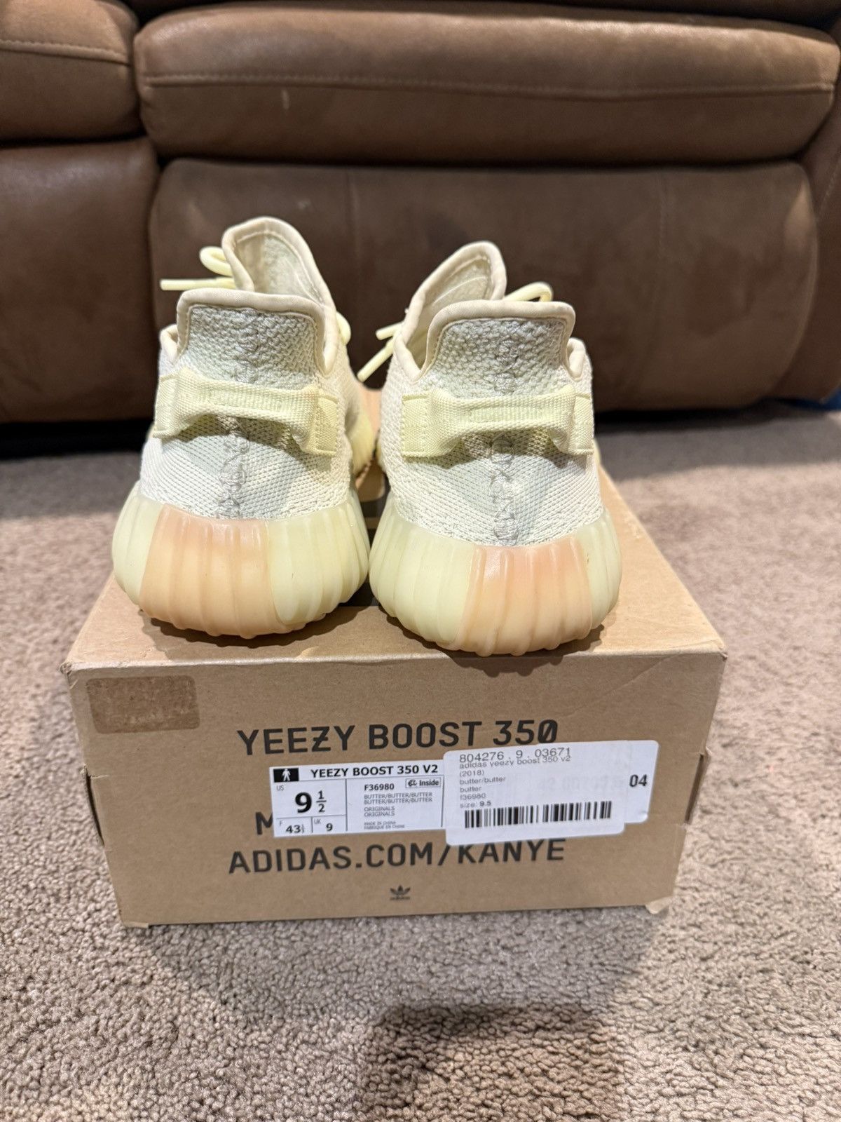 Yeezy Yeezy Butter 350 V2 Size US 9.5 / EU 42-43 - 2 Thumbnail