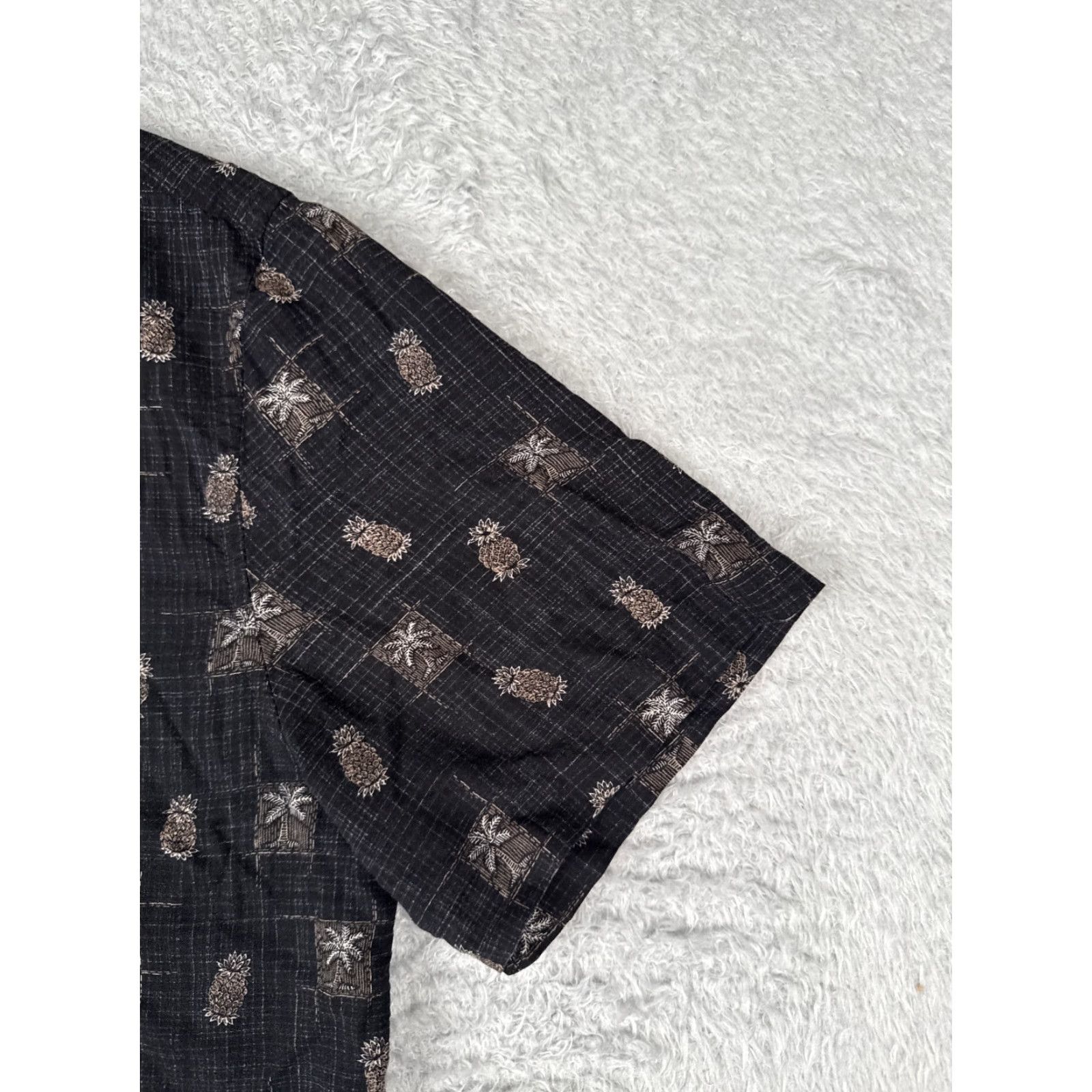 Vintage Island Shores Shirt Men Large Black Palm Pineapple Hawaiian Rayon Short Sleeve Size US L / EU 52-54 / 3 - 2 Thumbnail